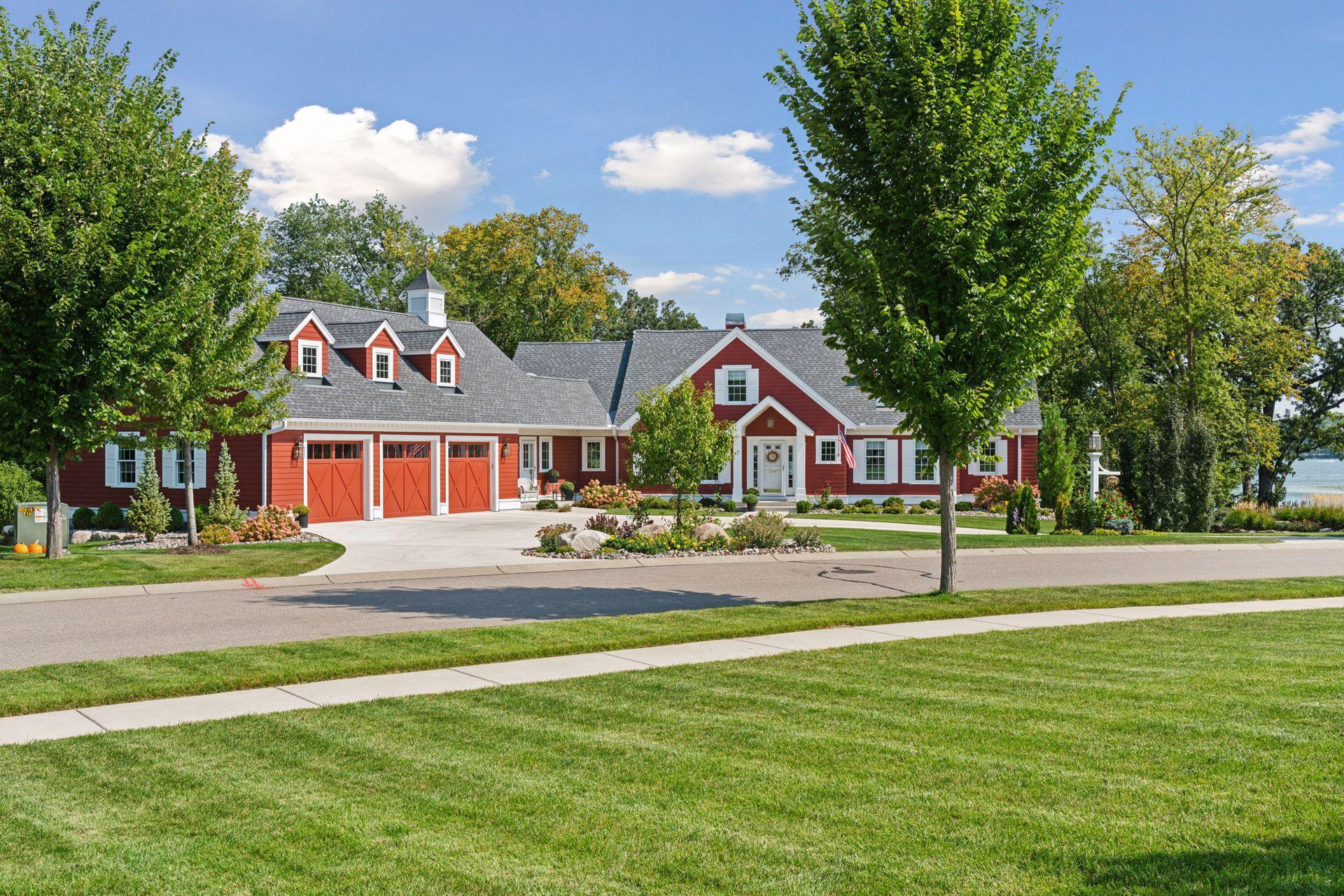 3698 Woodland Cove Parkway