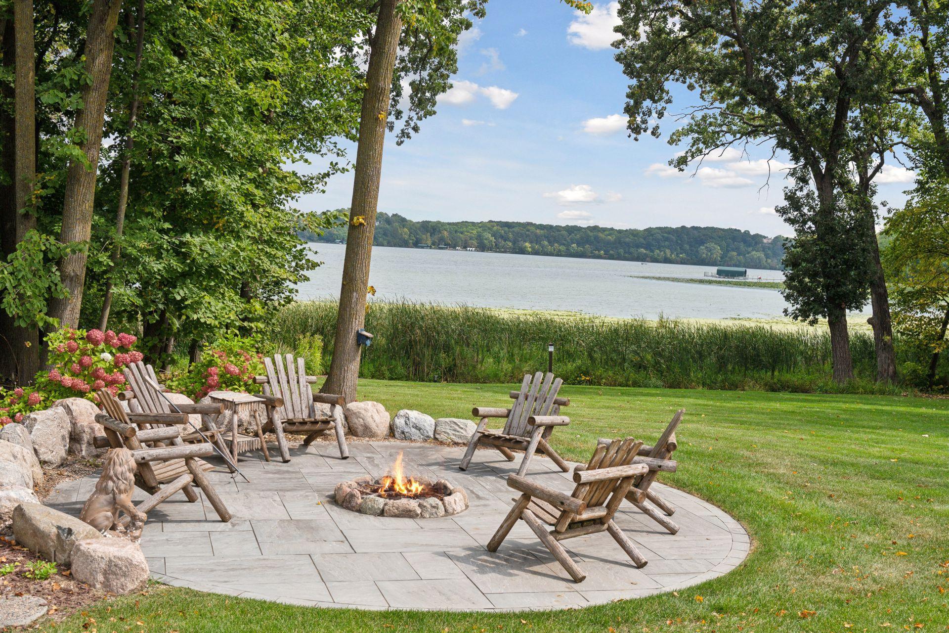 3698 Woodland Cove Parkway