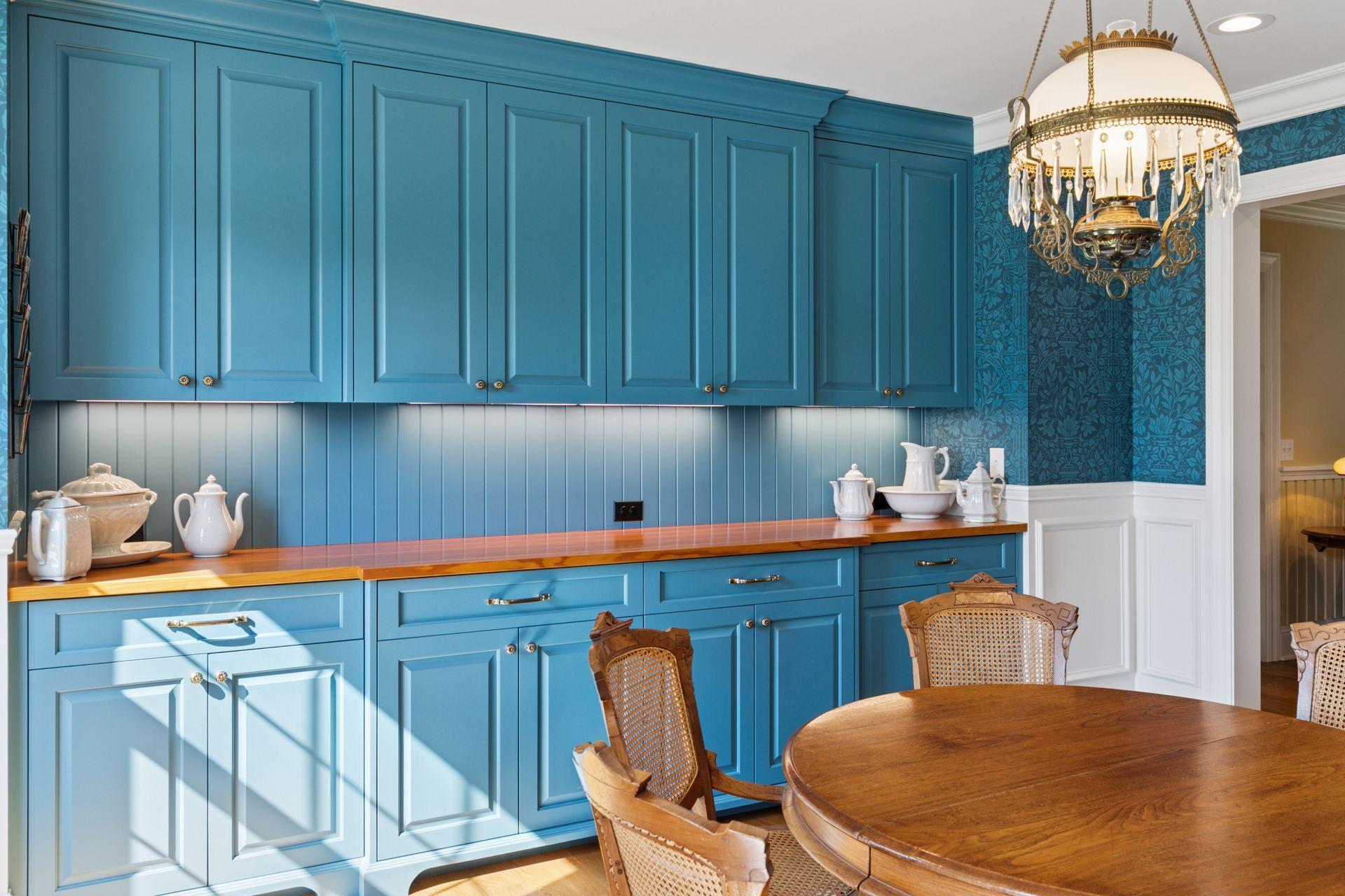 3698 Woodland Cove Parkway