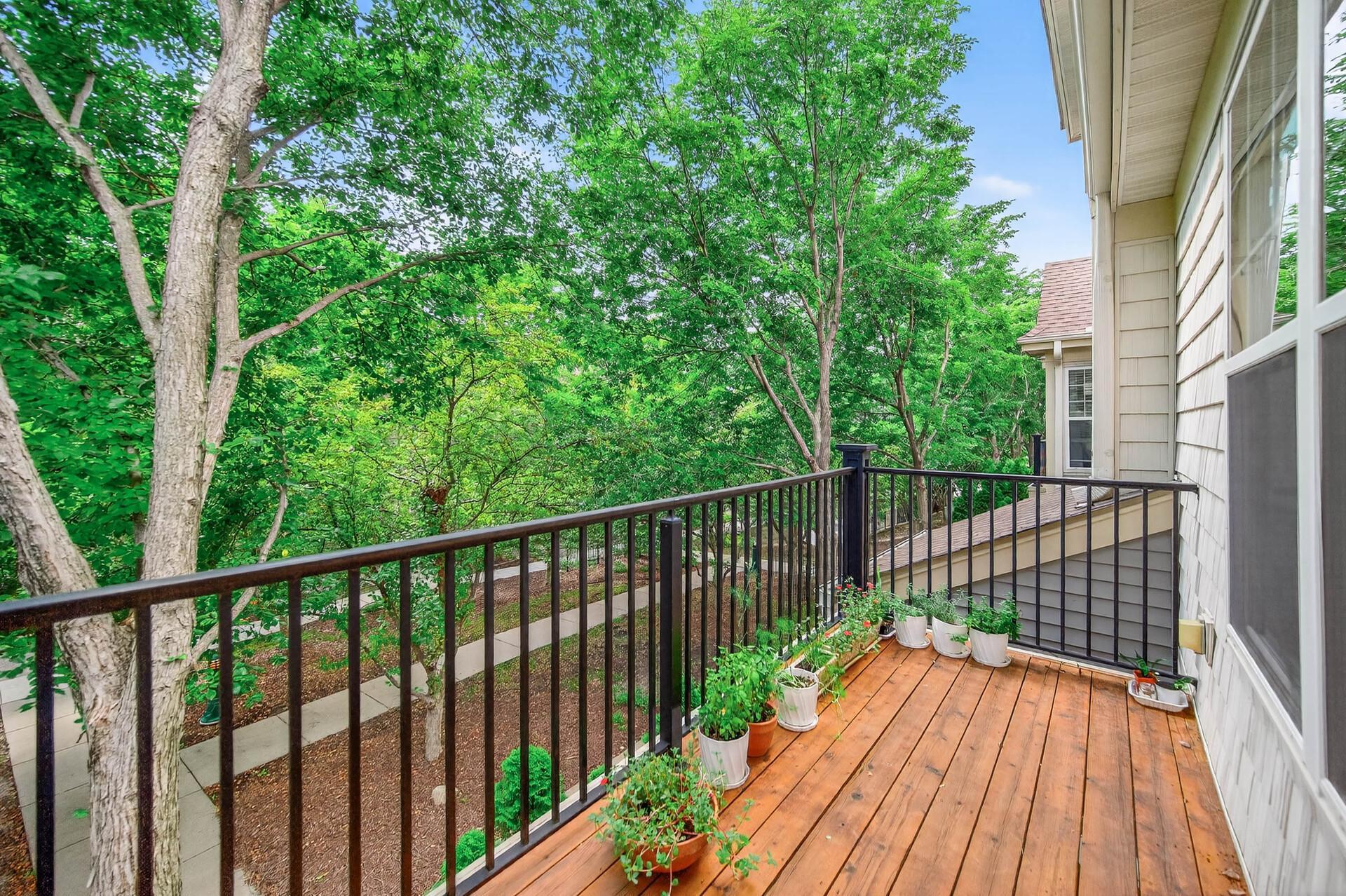 8317 Townsend Drive Unit: 215