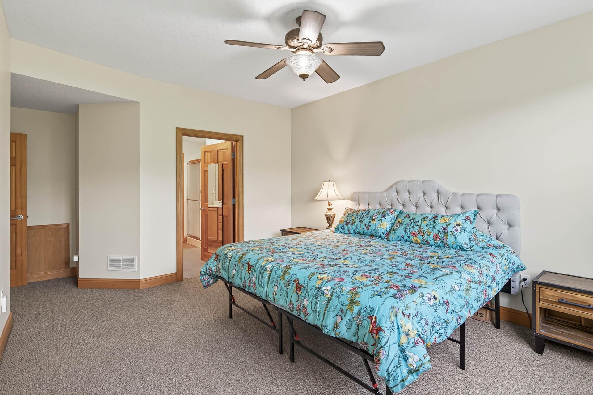 8317 Townsend Drive Unit: 215