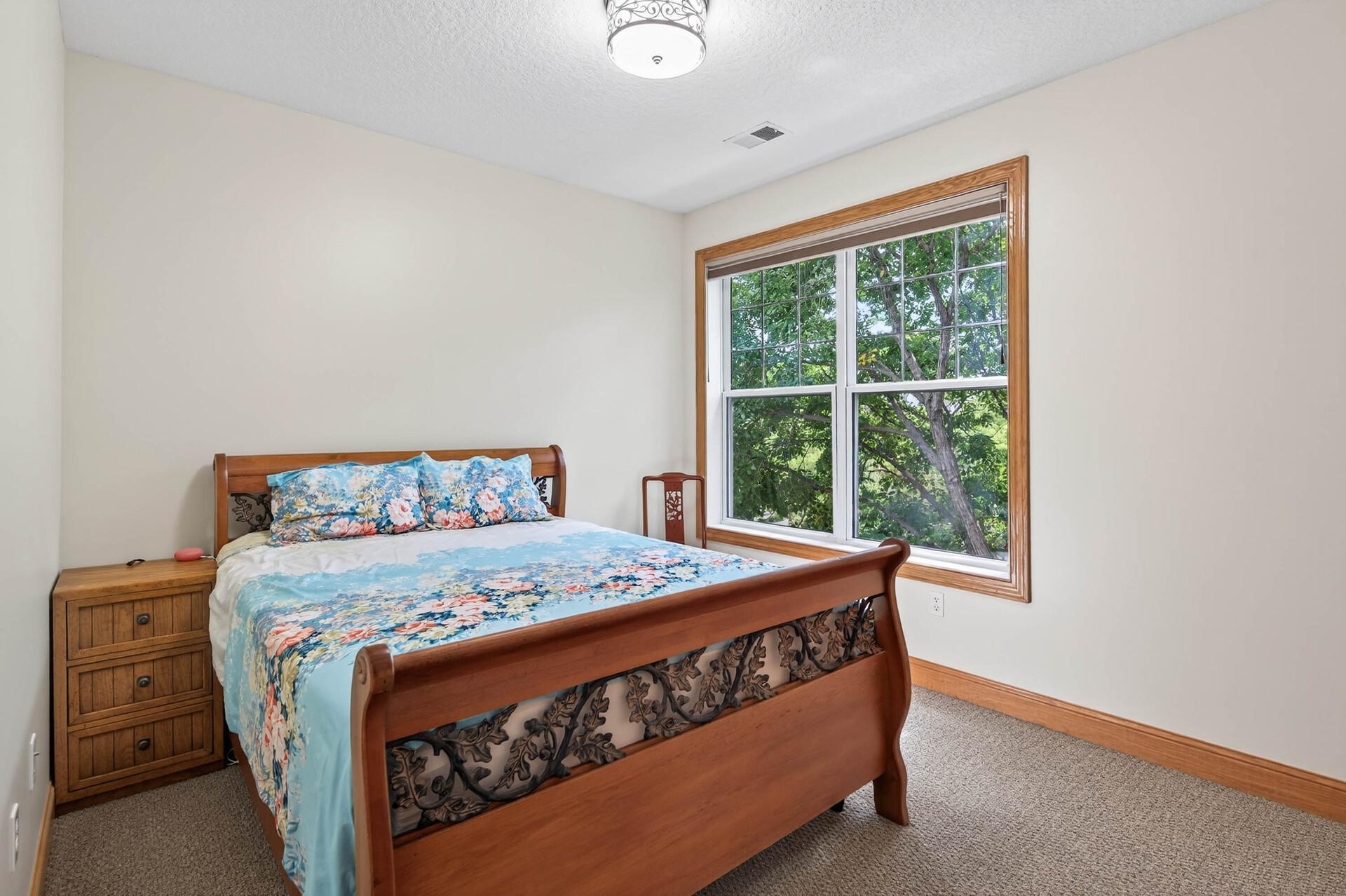 8317 Townsend Drive Unit: 215