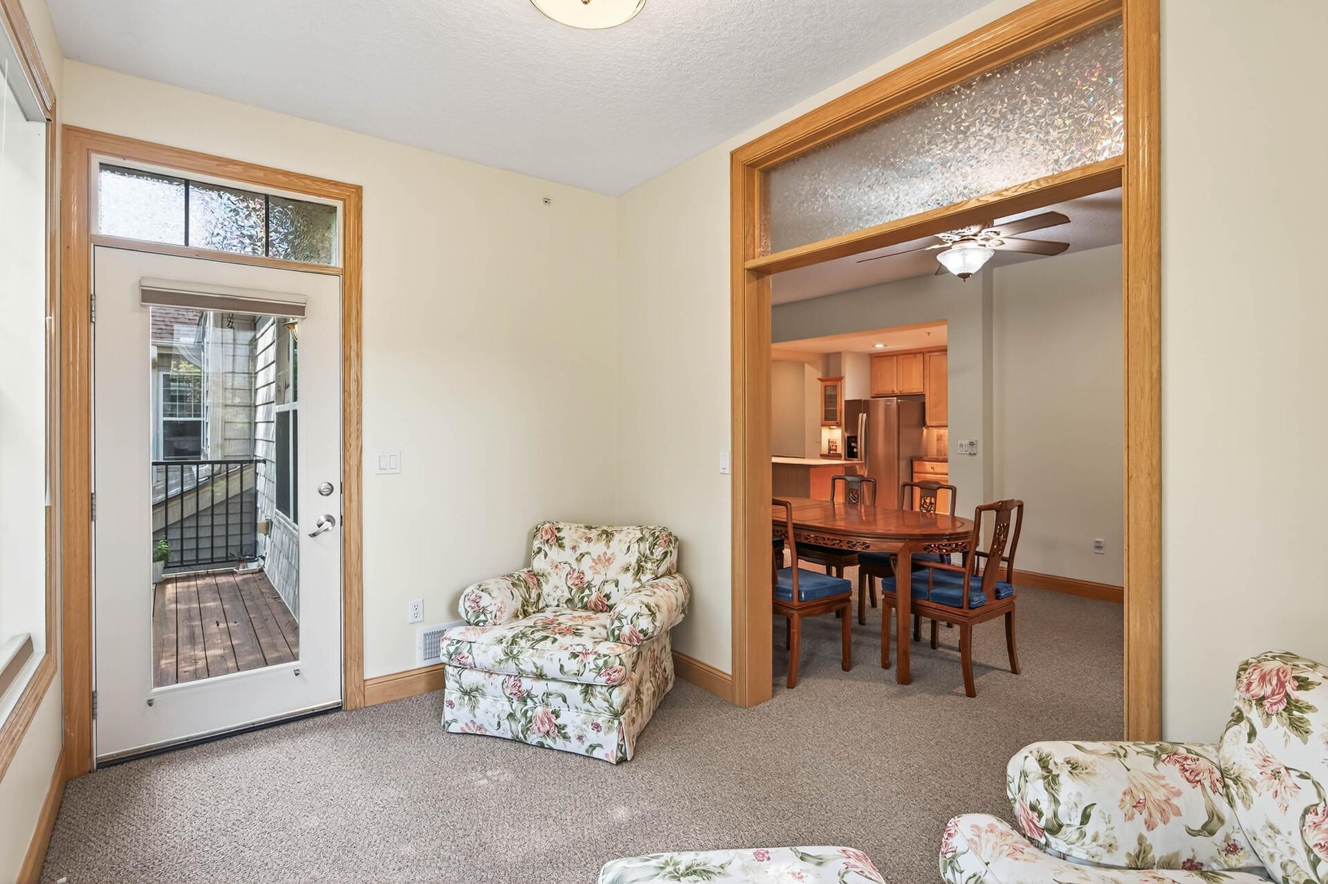 8317 Townsend Drive Unit: 215