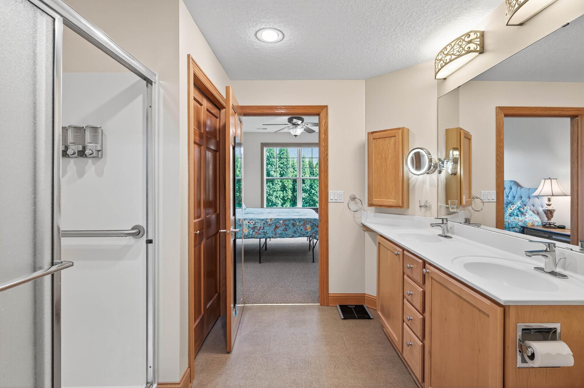 8317 Townsend Drive Unit: 215