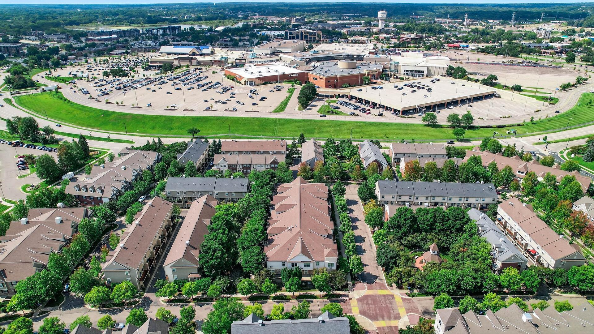 8317 Townsend Drive Unit: 215