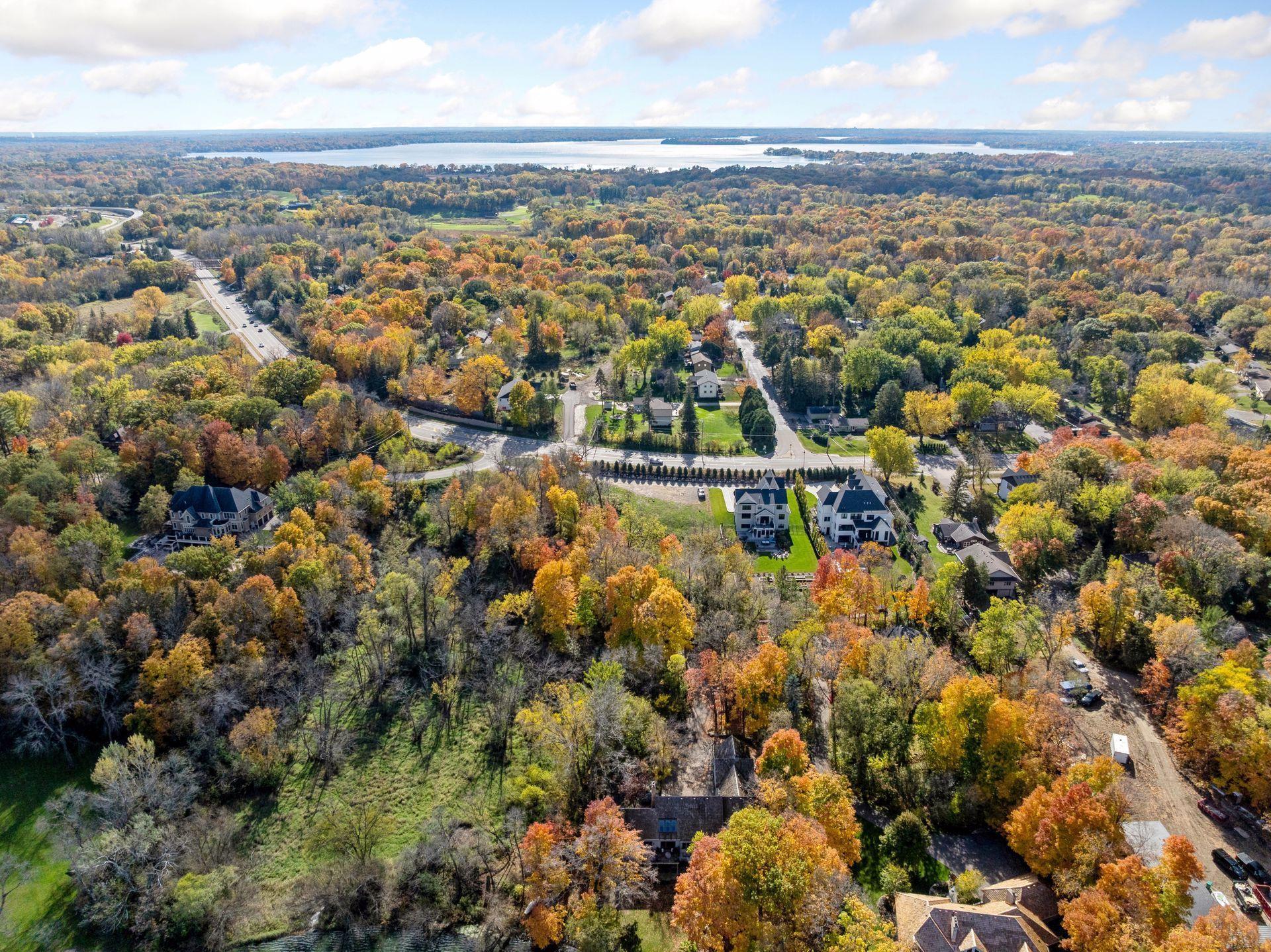 1050 Old Long Lake Road