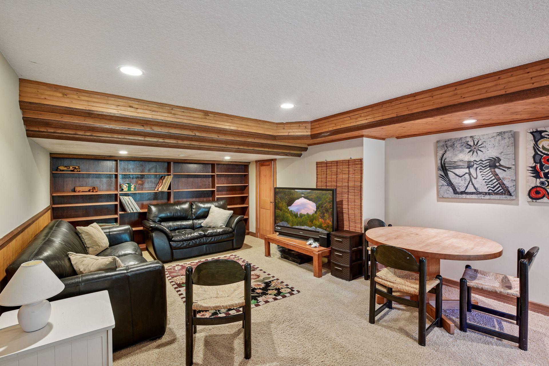 5375 Cedar Point Road