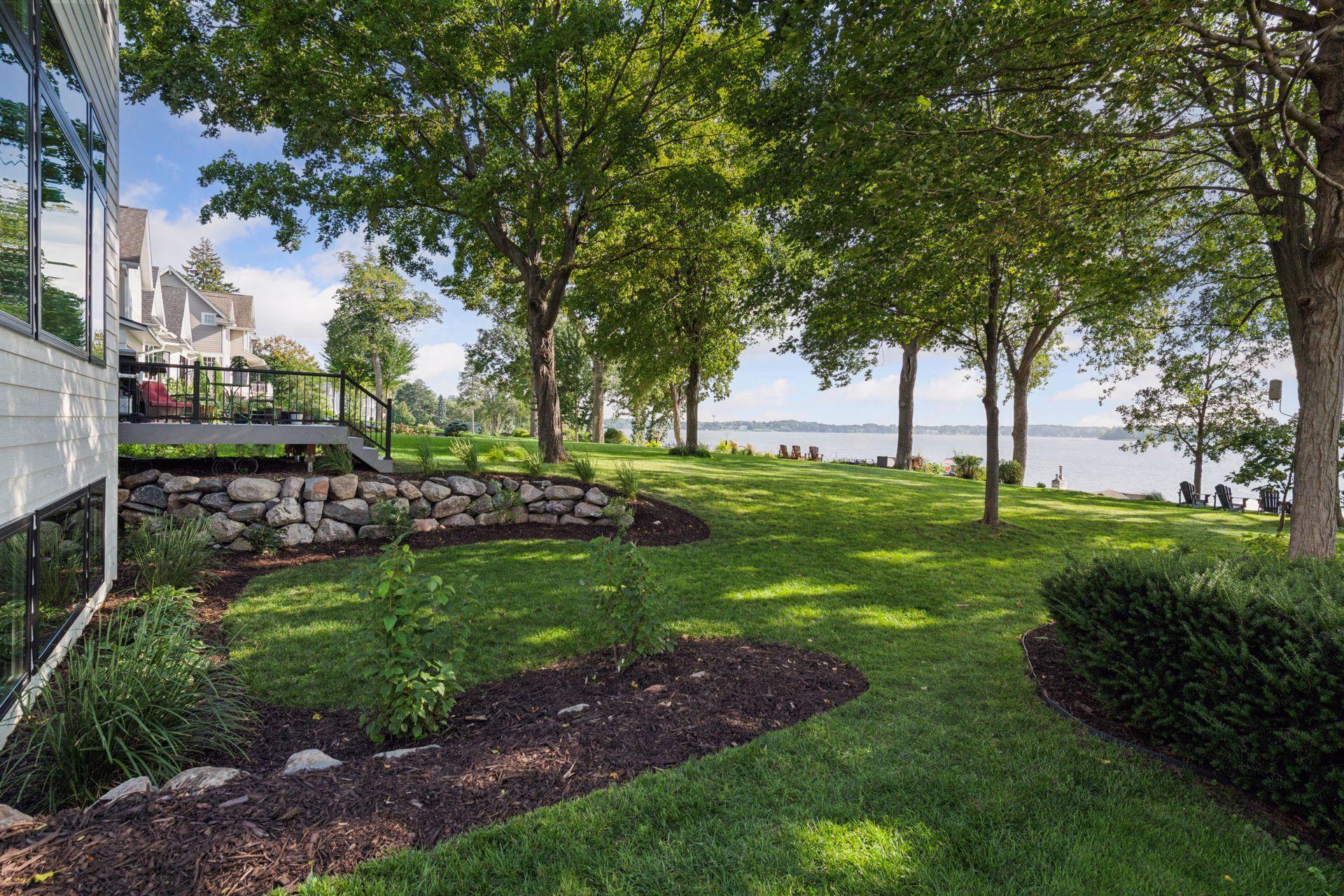 2915 Casco Point Road