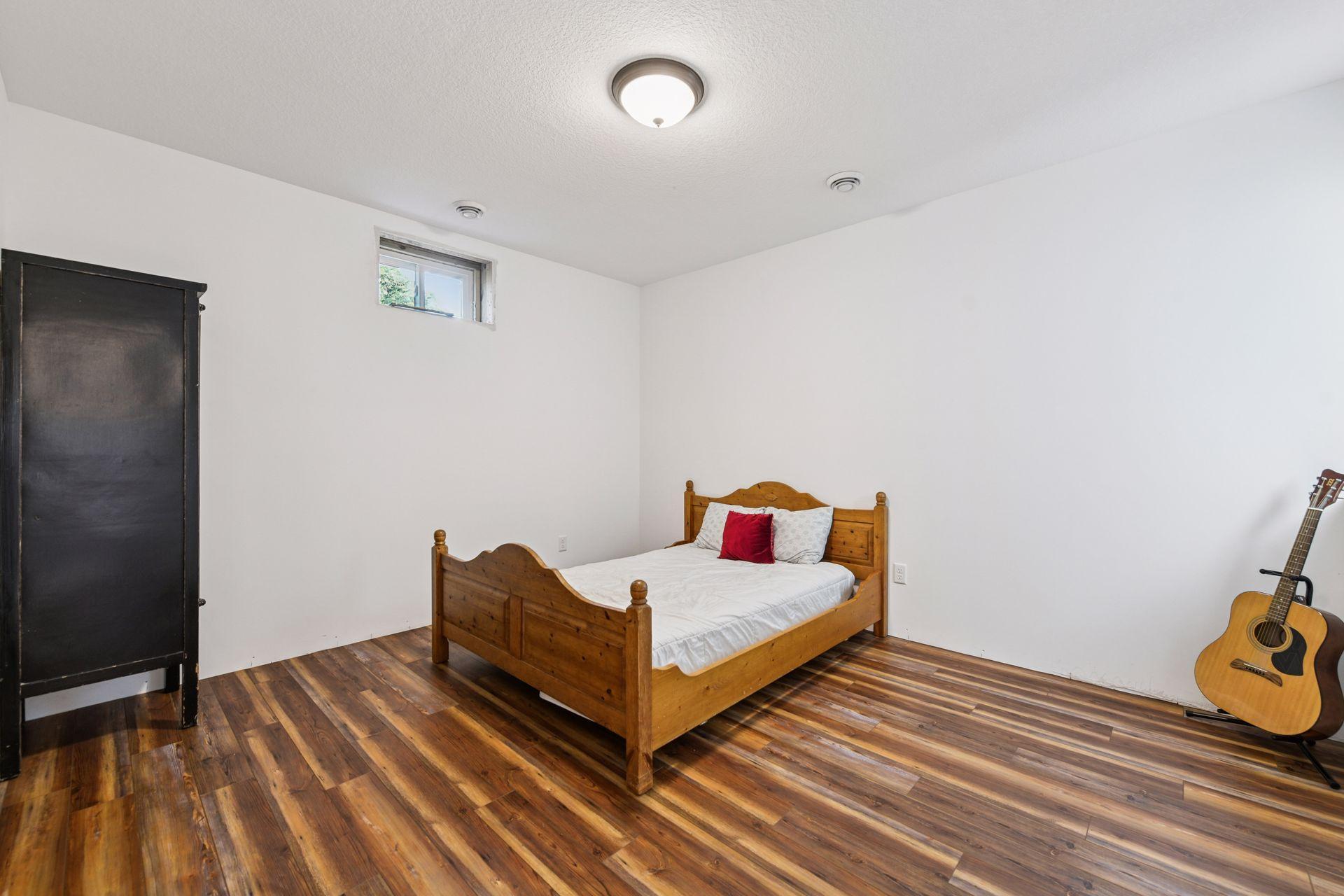 2915 Casco Point Road