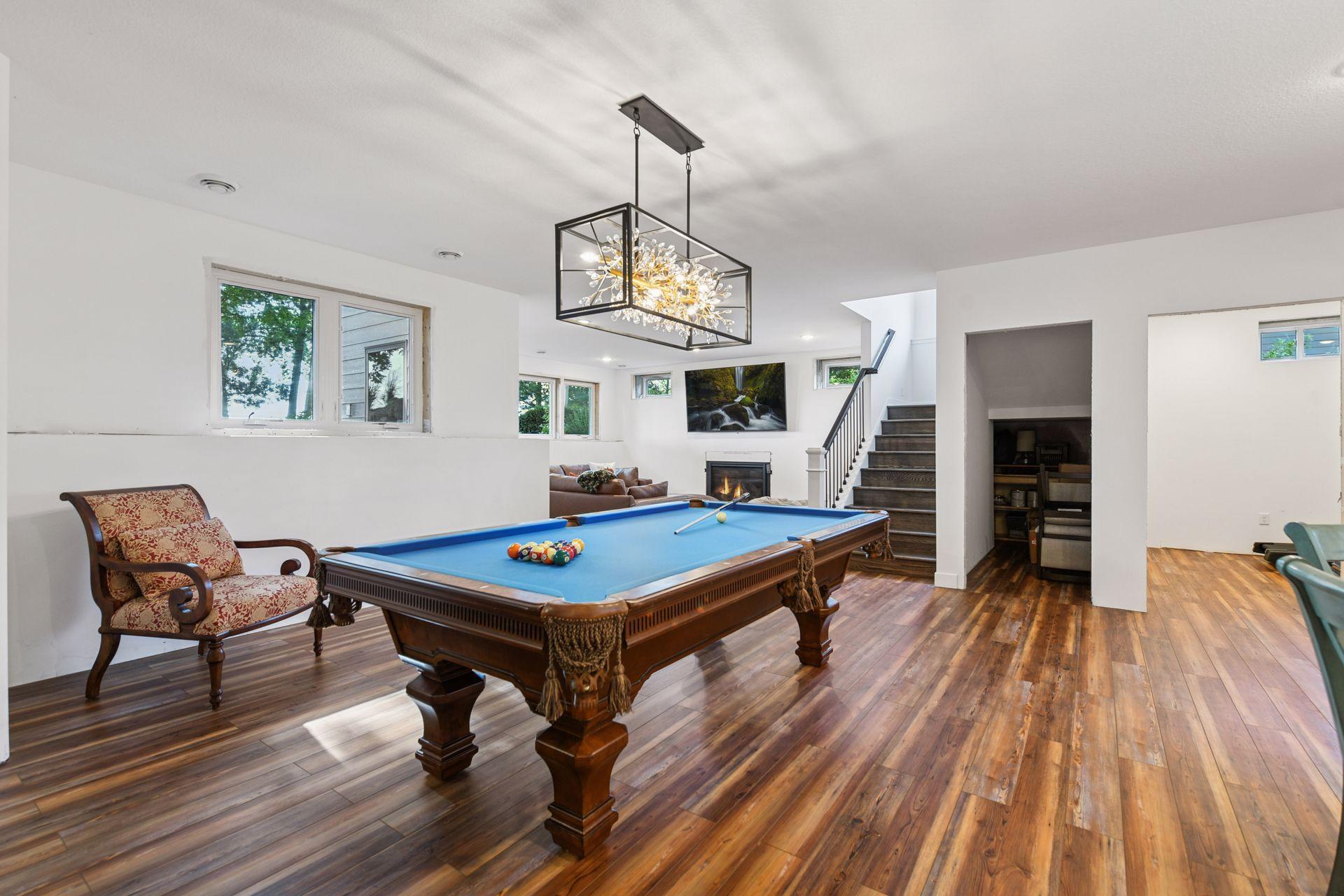 2915 Casco Point Road