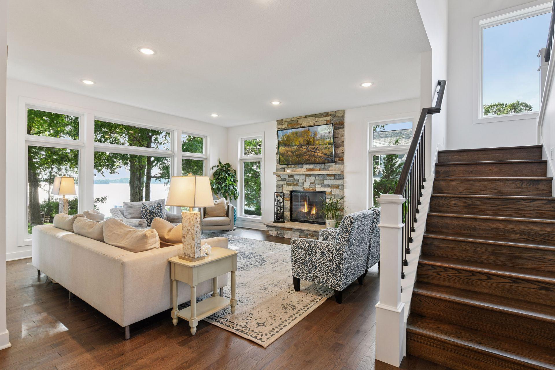 2915 Casco Point Road