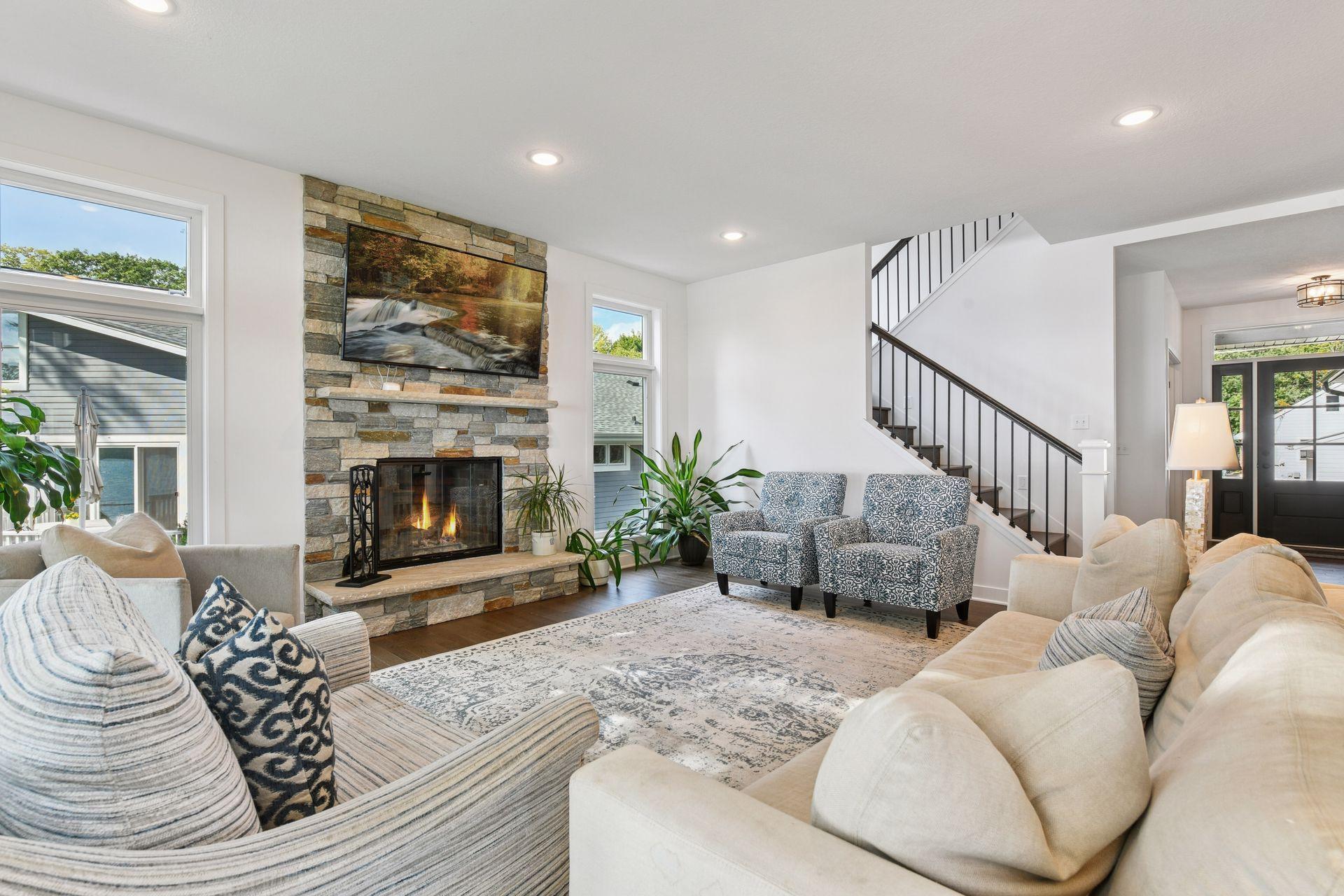 2915 Casco Point Road