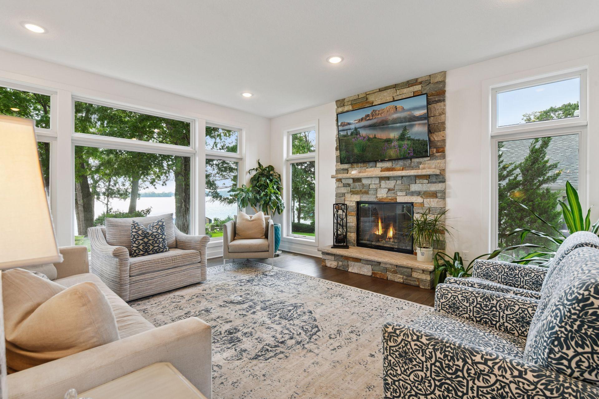 2915 Casco Point Road