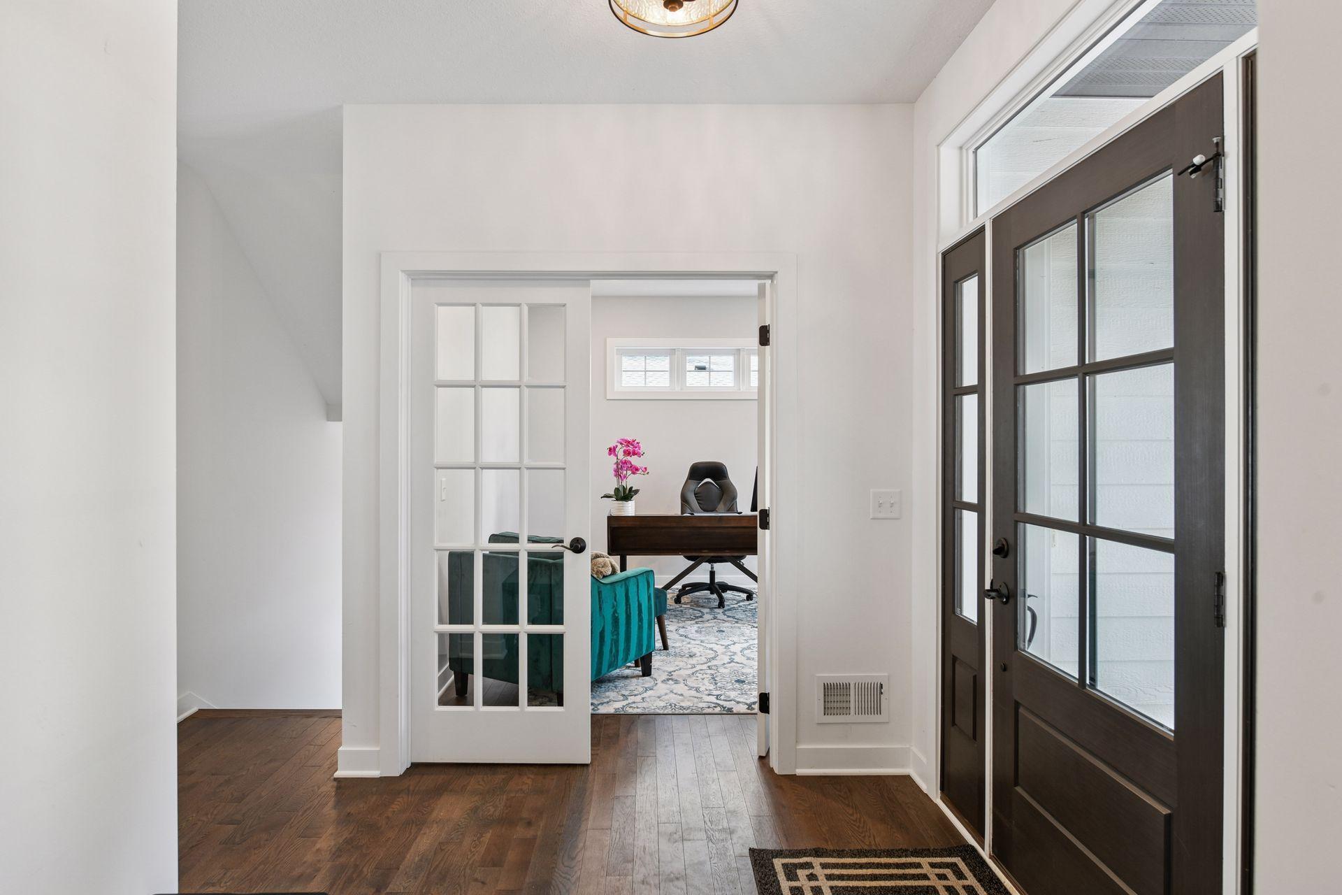 2915 Casco Point Road