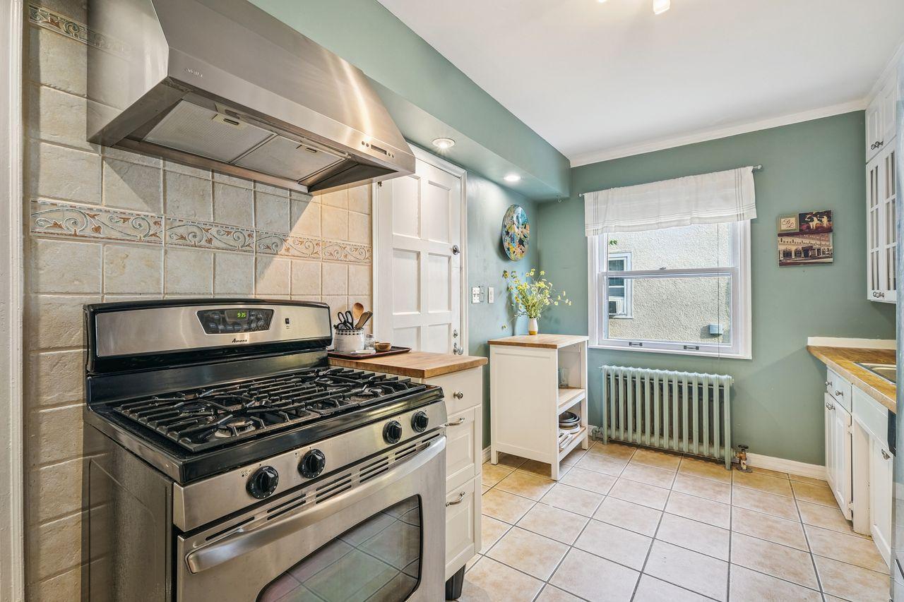 3914 Sheridan Avenue S Unit: 1