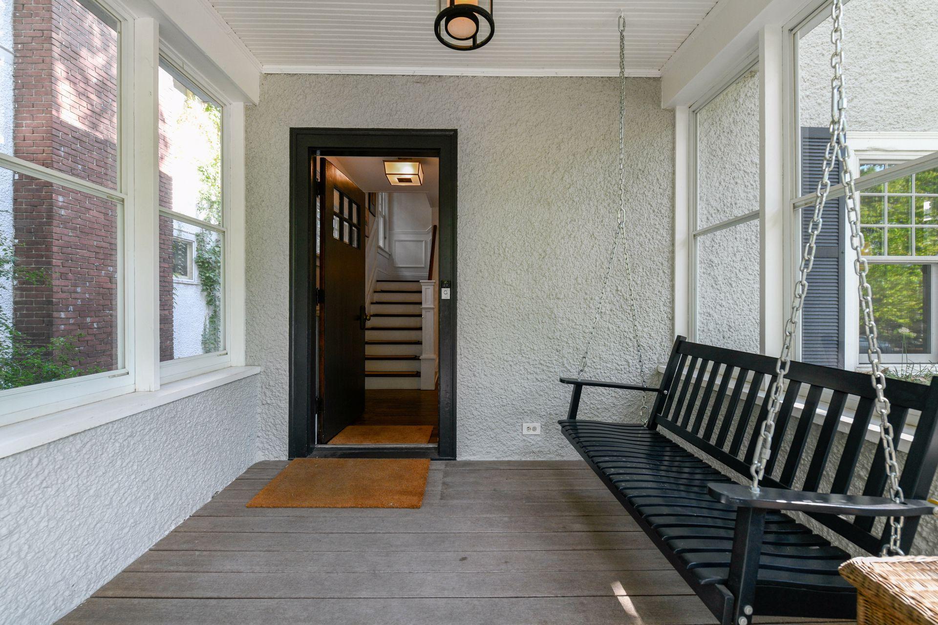 2855 Irving Avenue S