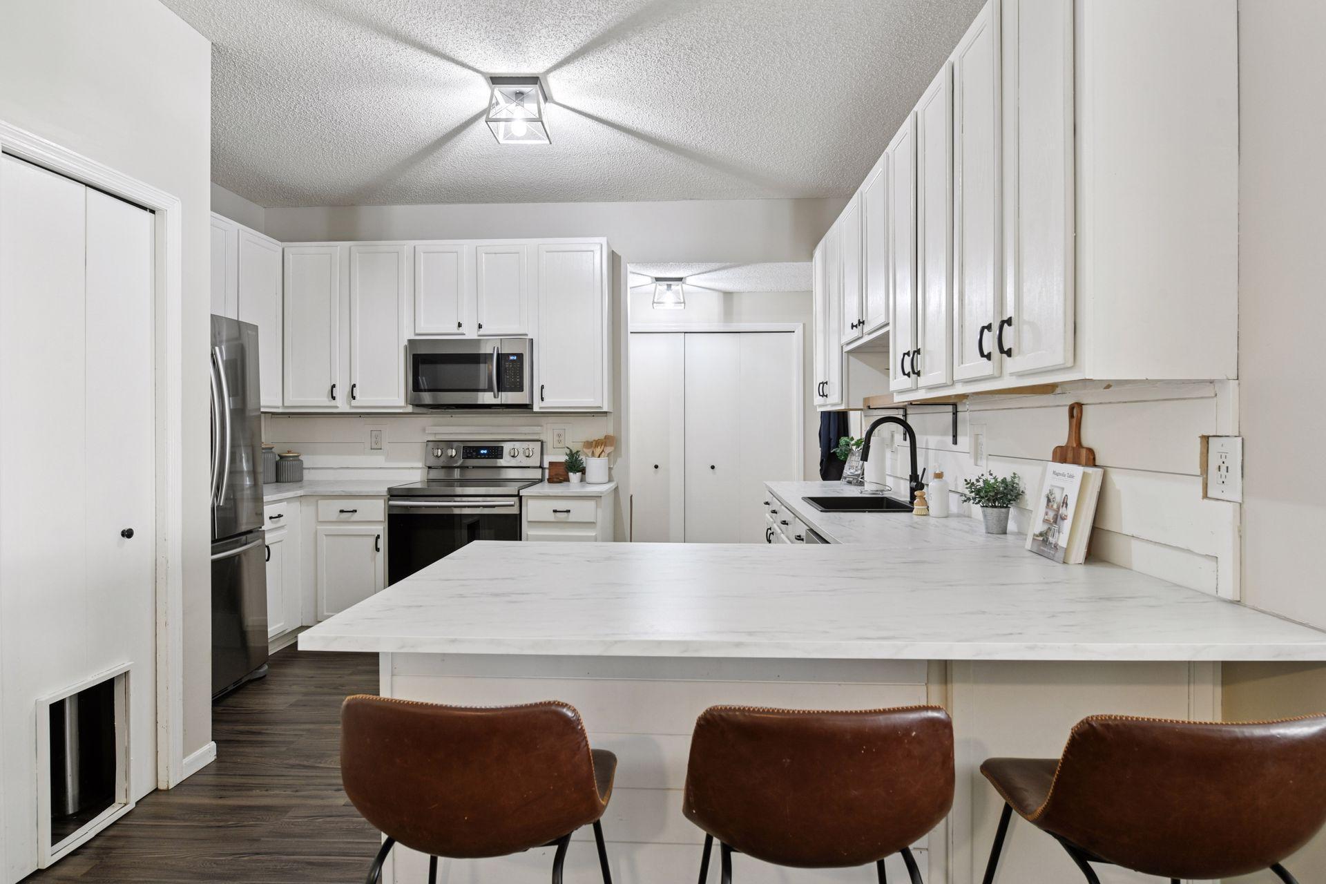 1160 Crystal Place W