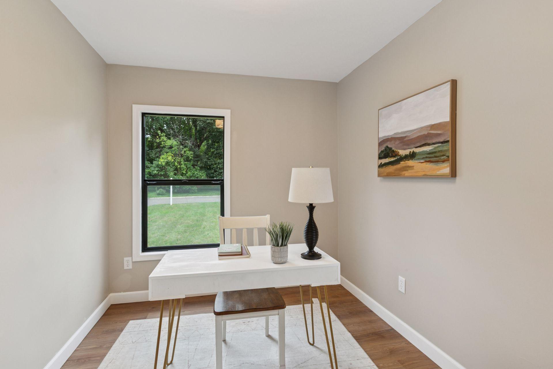 5848 Quebec Avenue N