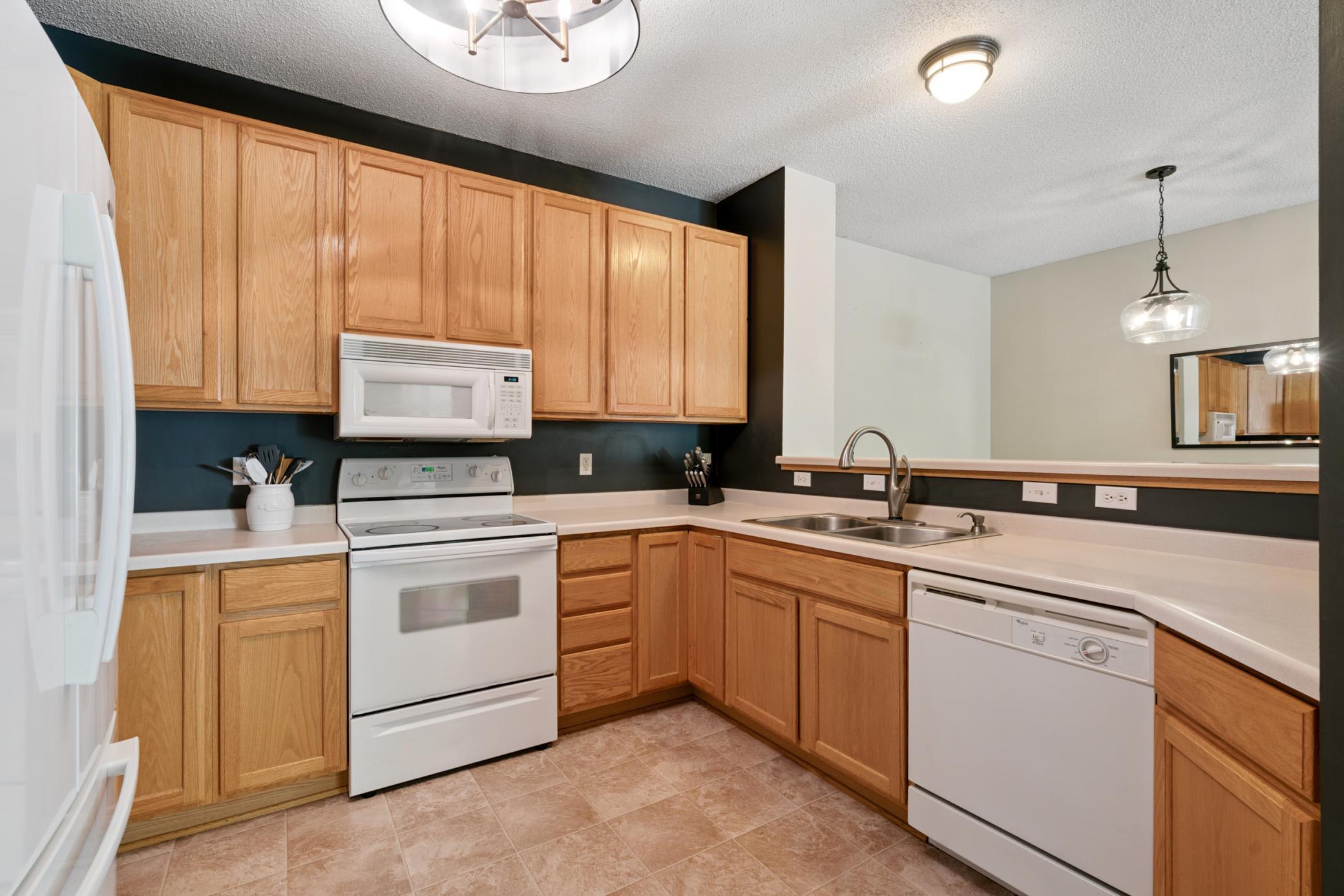 17195 49th Avenue N Unit: B