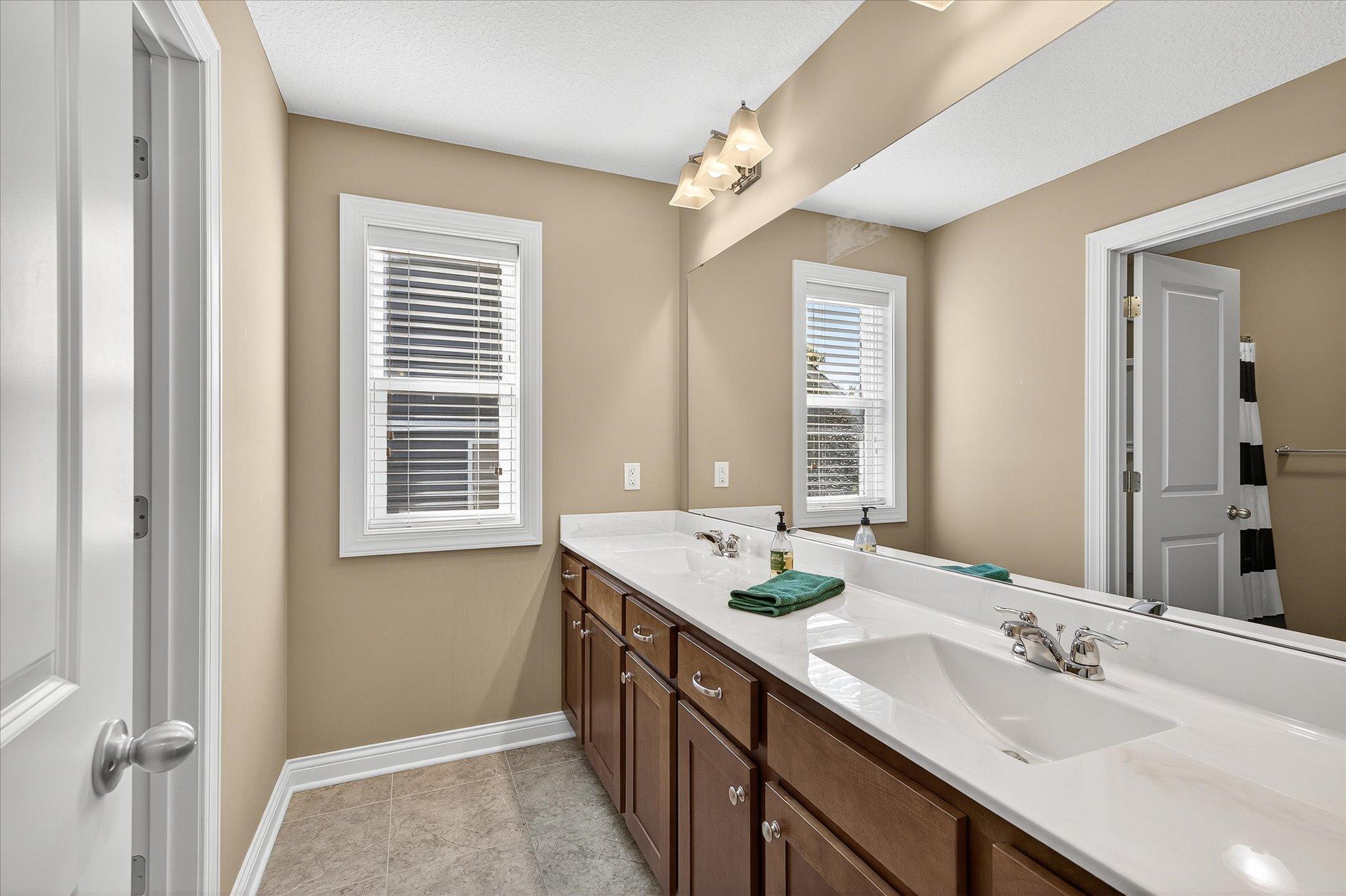 15348 Eagle Creek Way