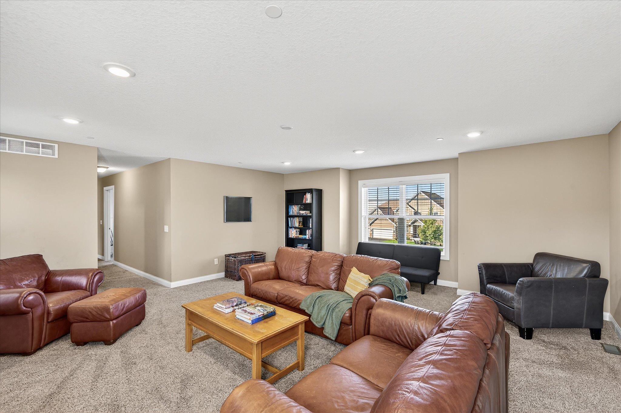 15348 Eagle Creek Way