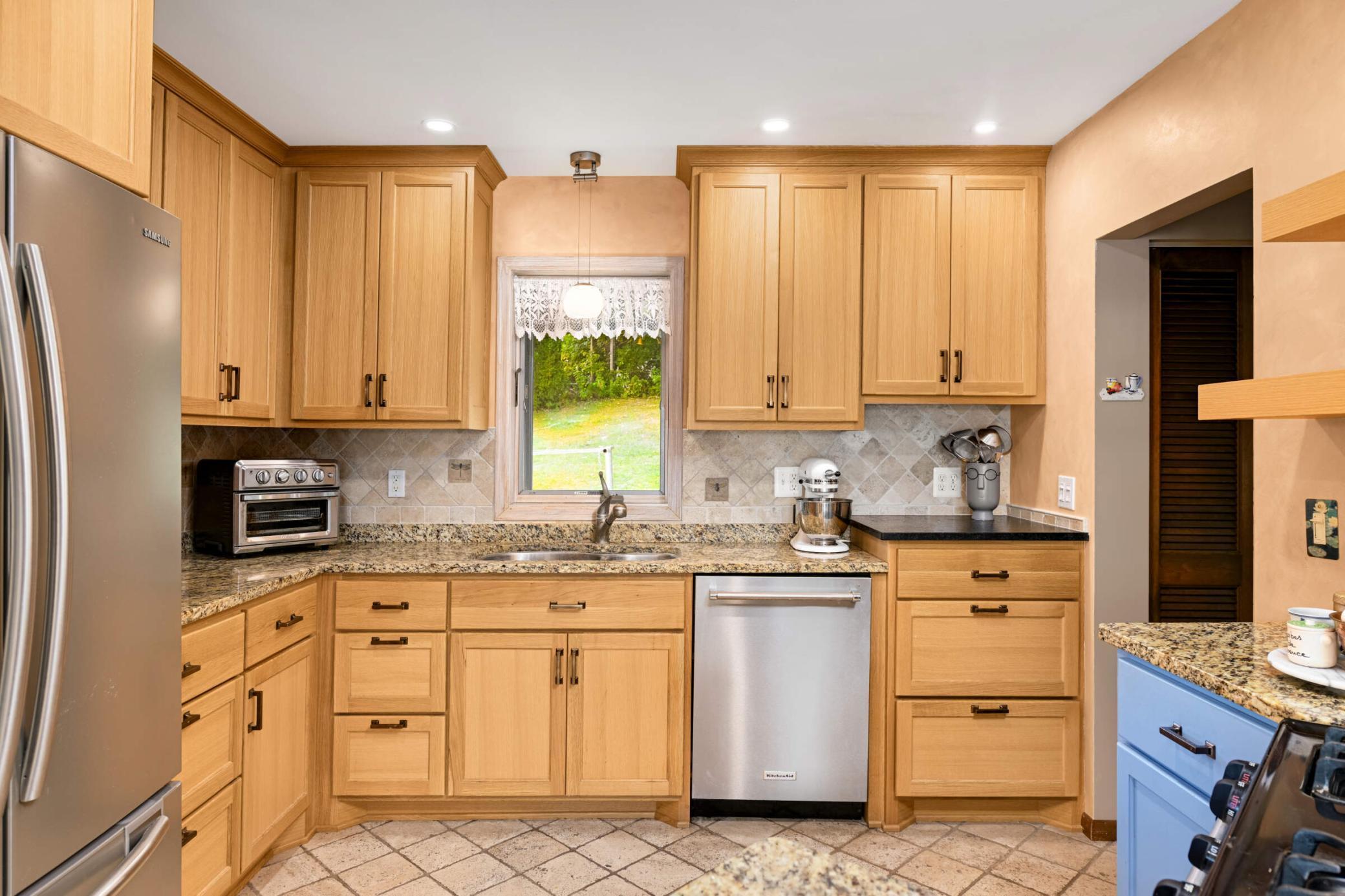 14020 Townline Avenue