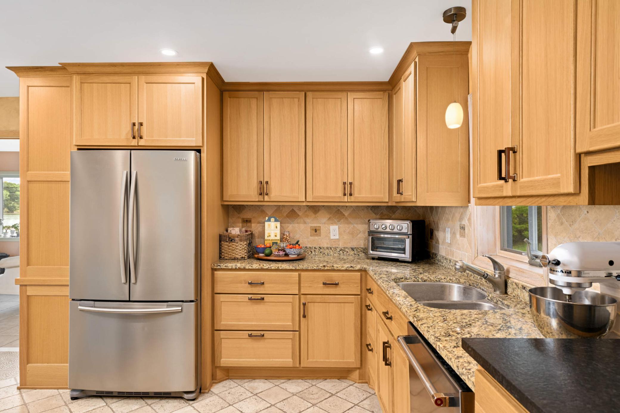 14020 Townline Avenue