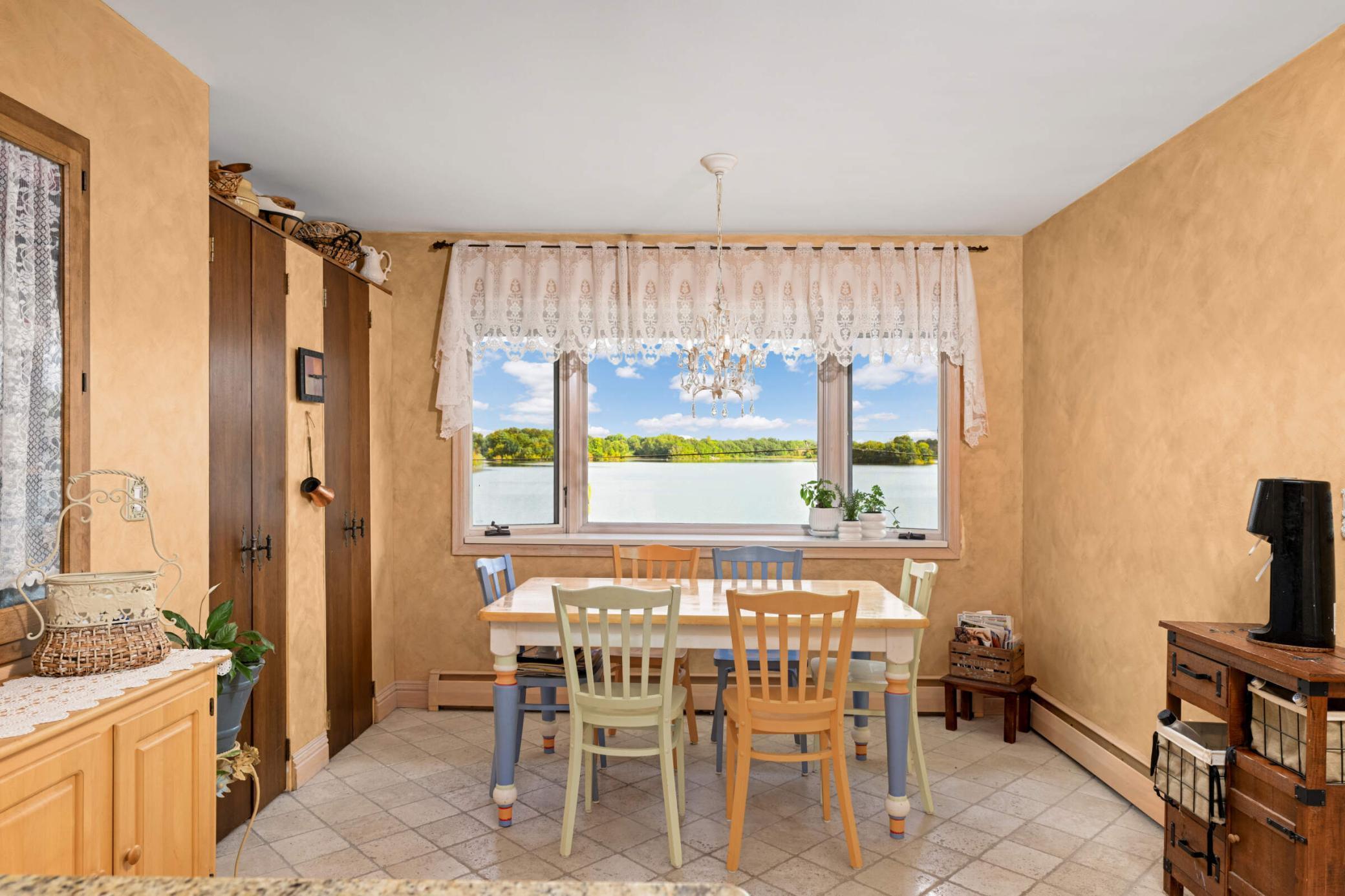 14020 Townline Avenue