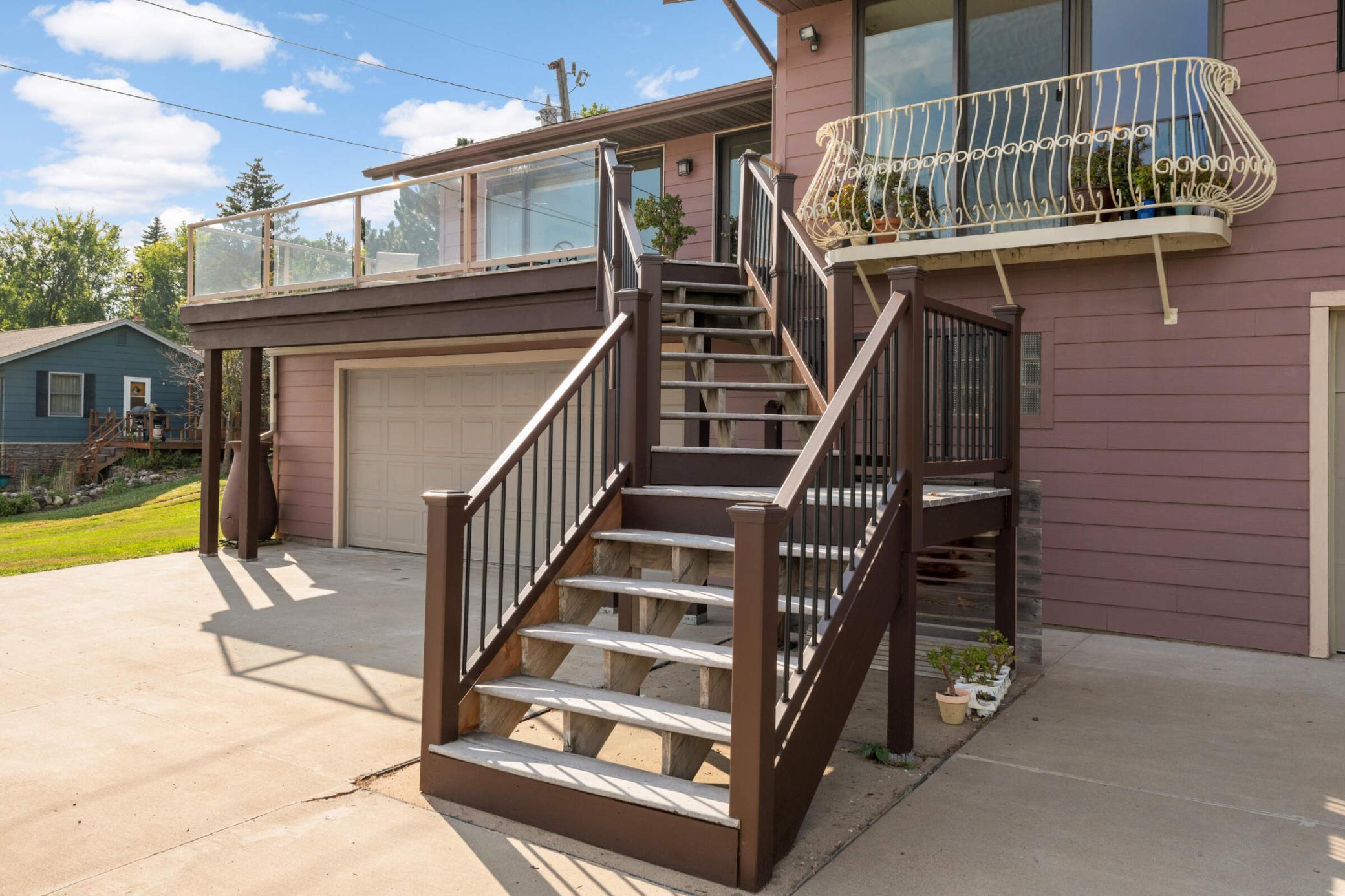 14020 Townline Avenue