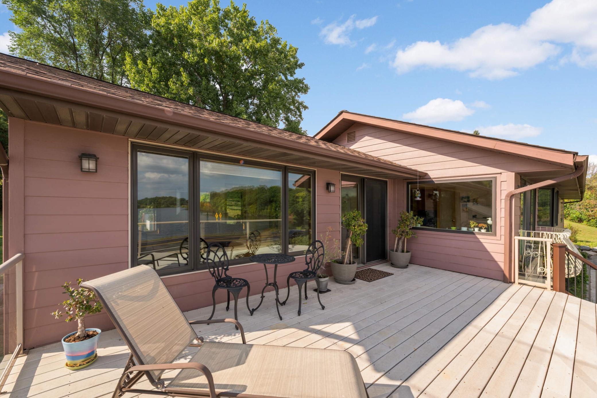 14020 Townline Avenue