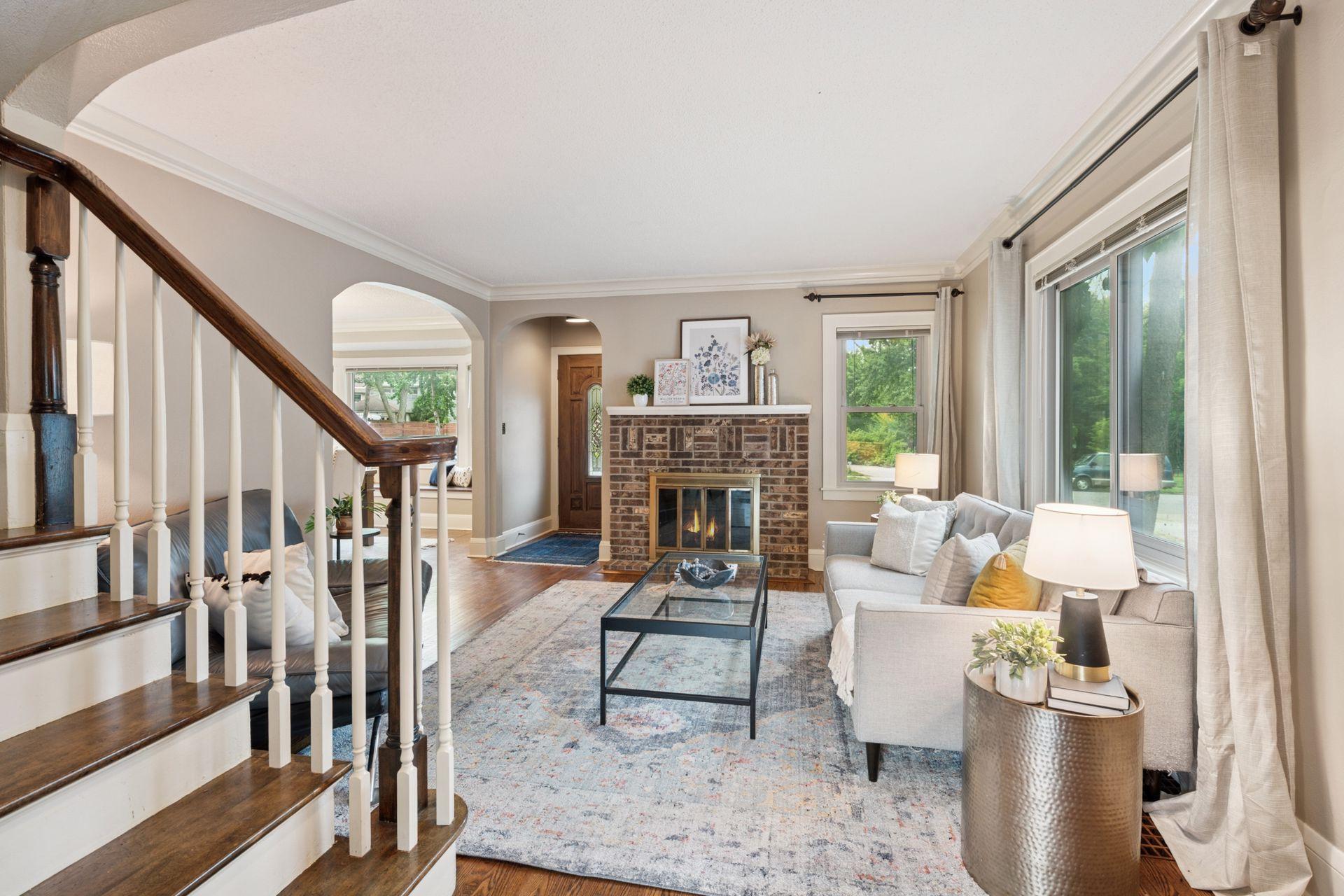 4832 Bloomington Avenue