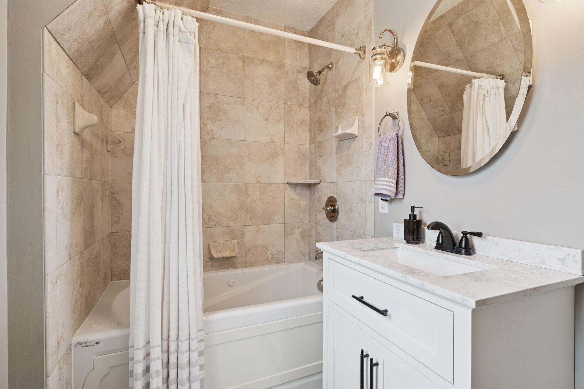 4832 Bloomington Avenue