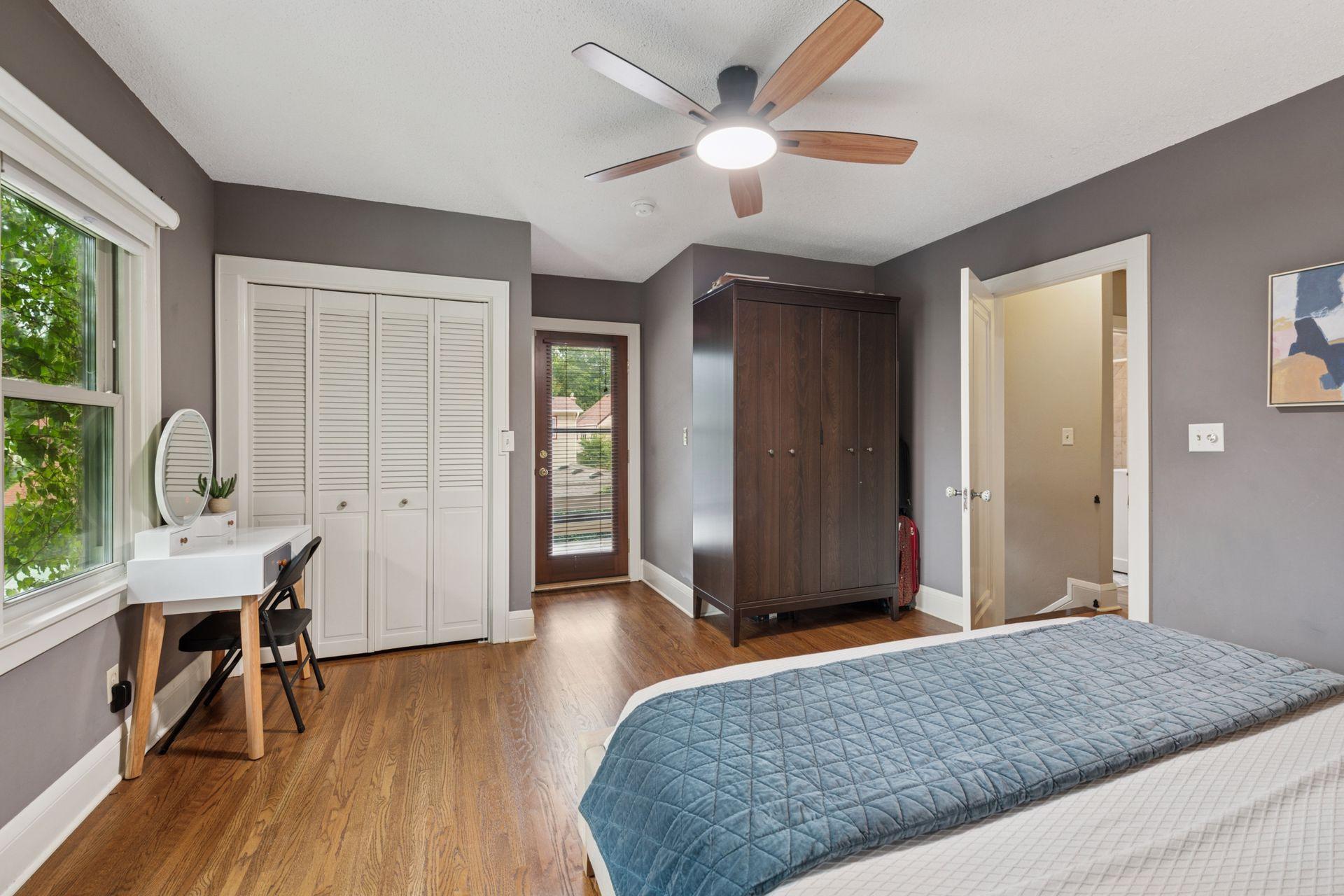 4832 Bloomington Avenue