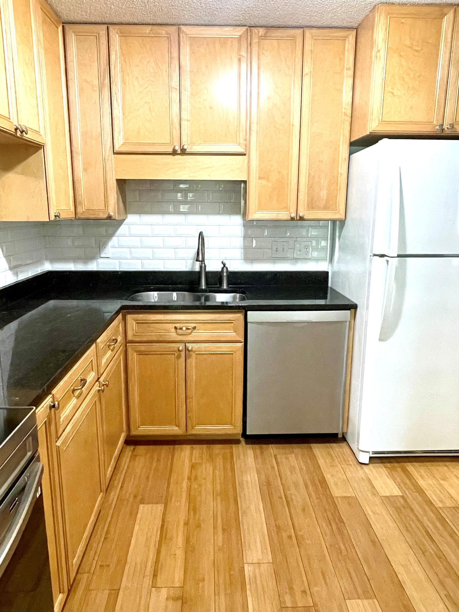 7510 Cahill Road Unit: 119B