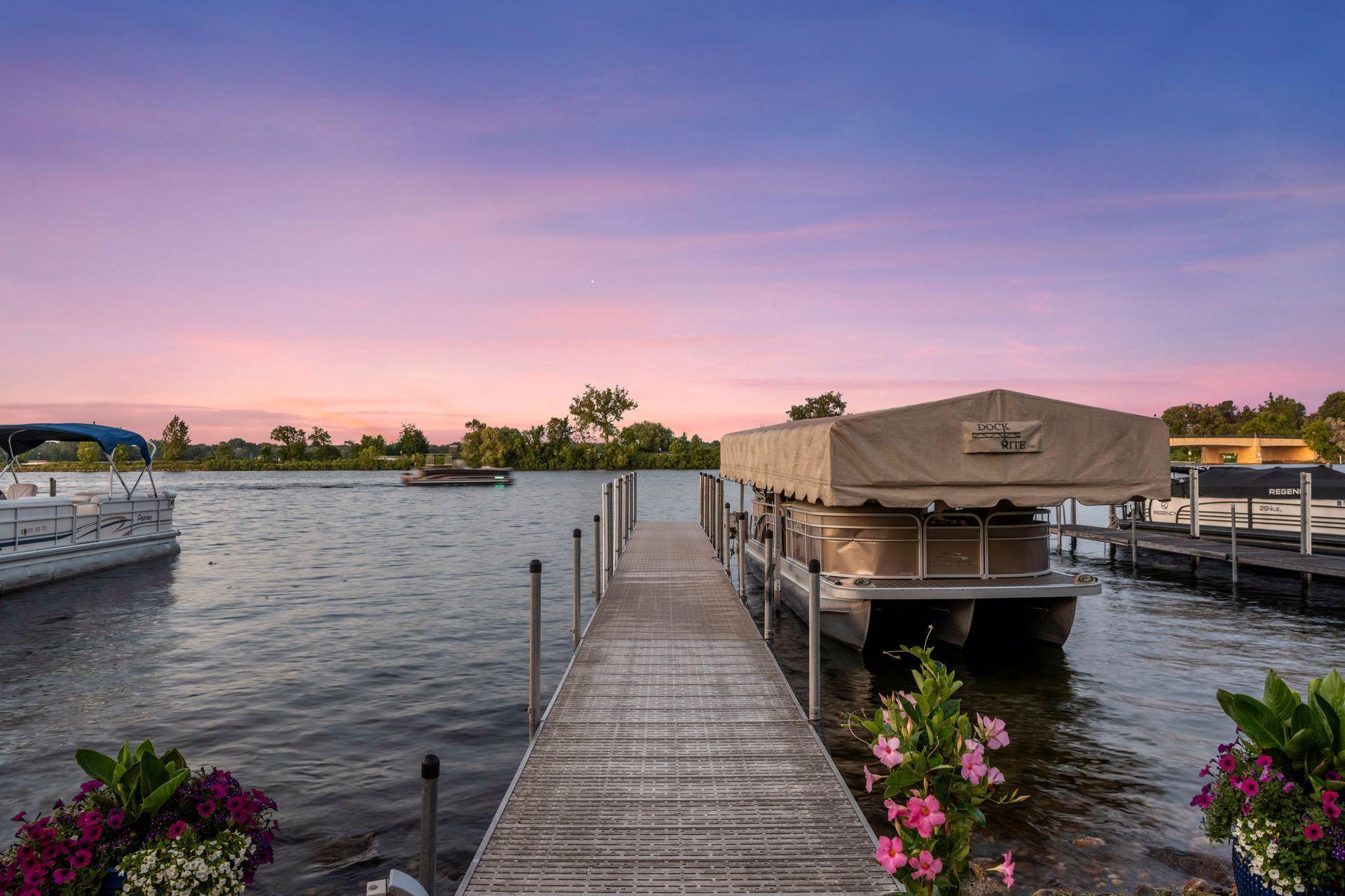 2819 Mckenzie Point Road