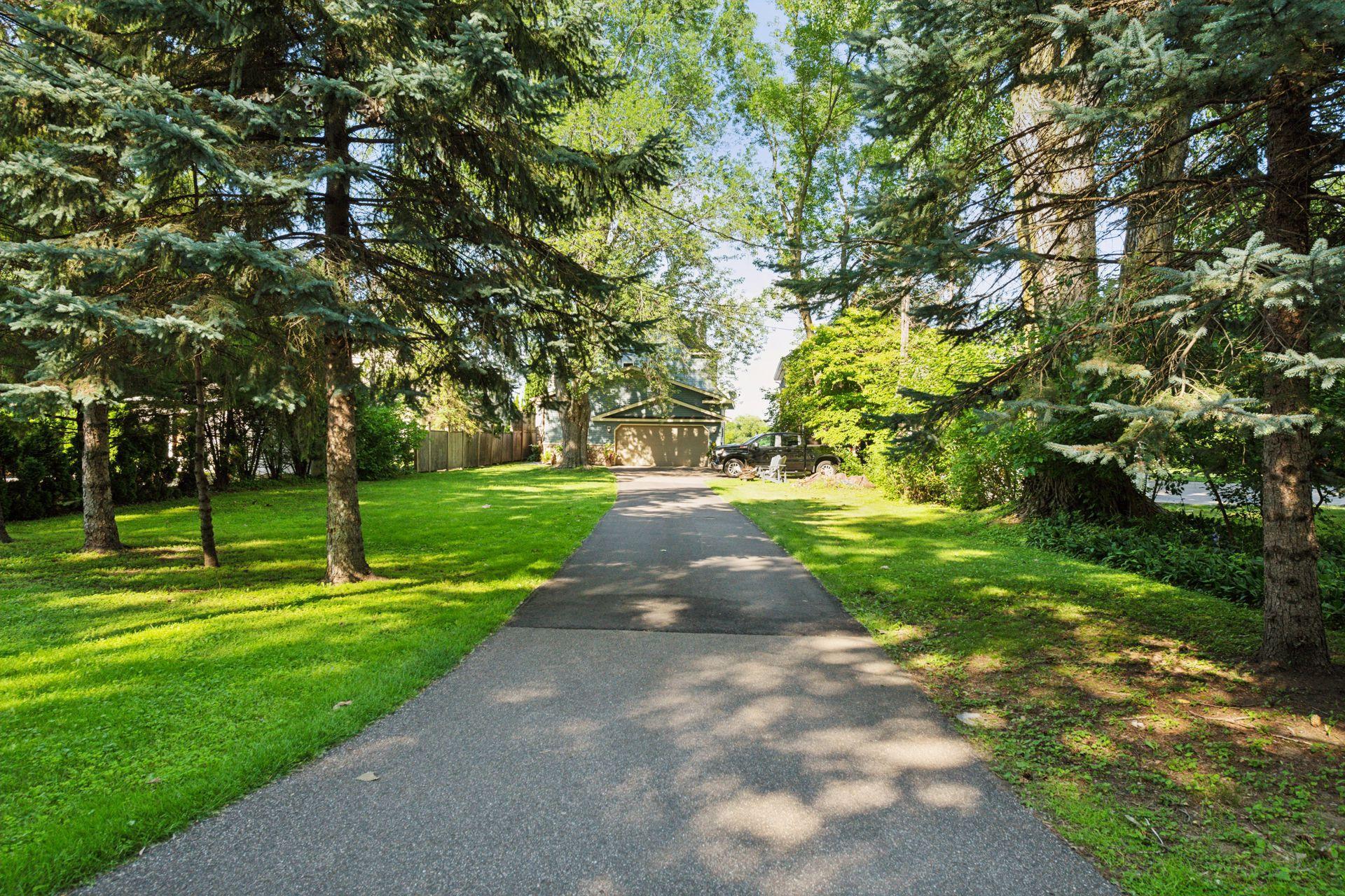 2819 Mckenzie Point Road