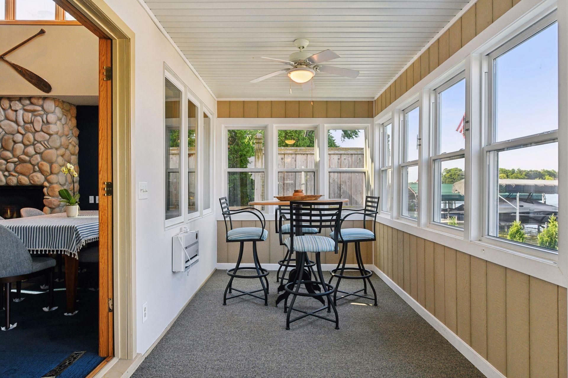 2819 Mckenzie Point Road