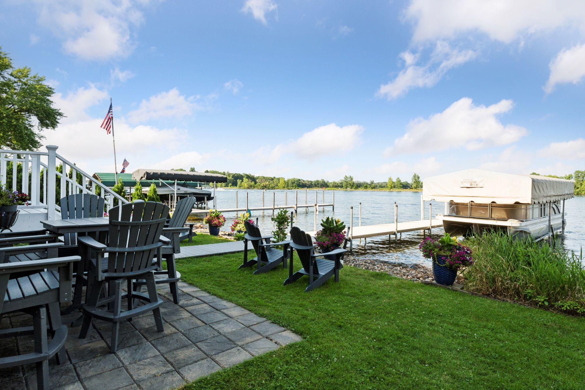 2819 Mckenzie Point Road