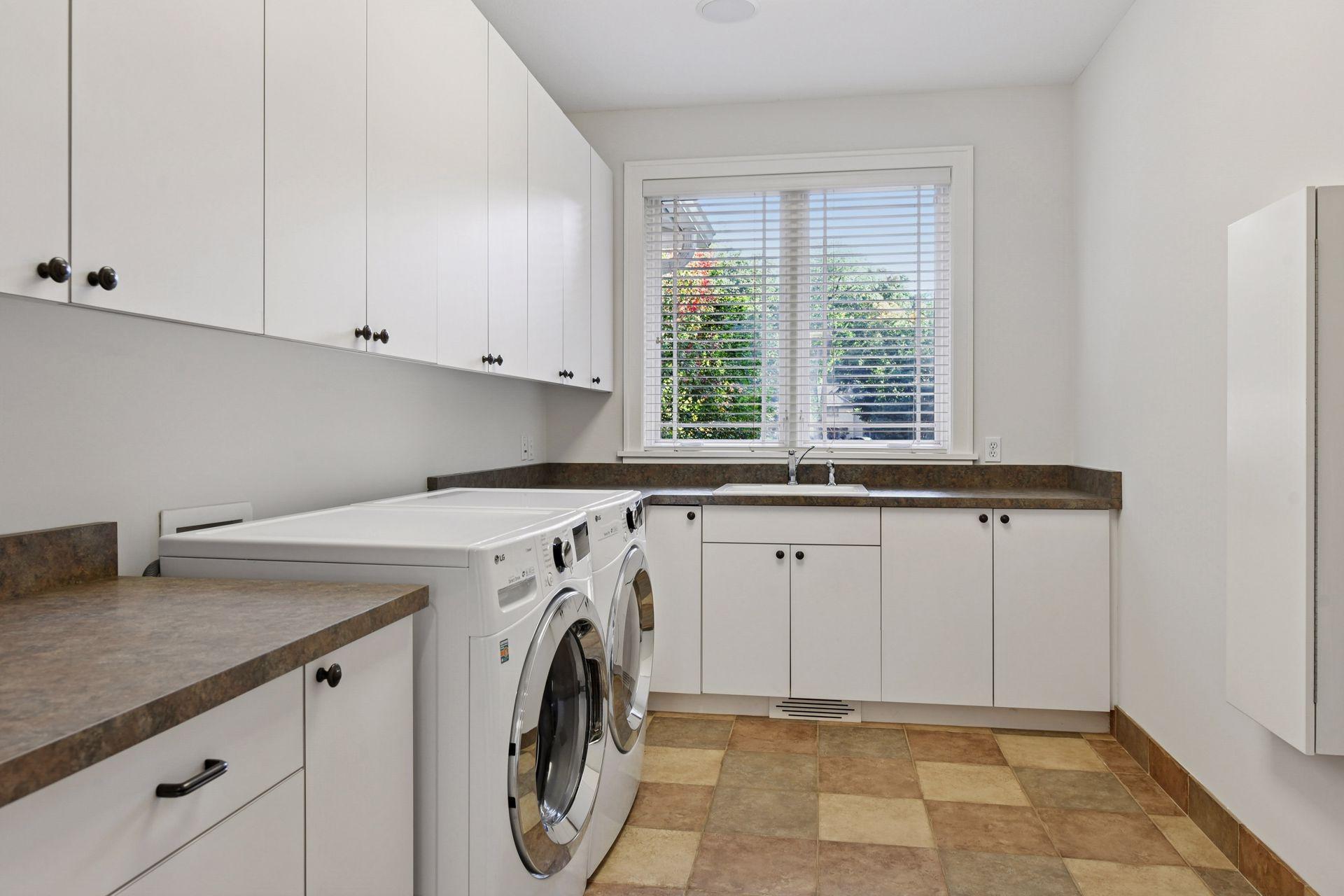 4694 Baycliffe Drive