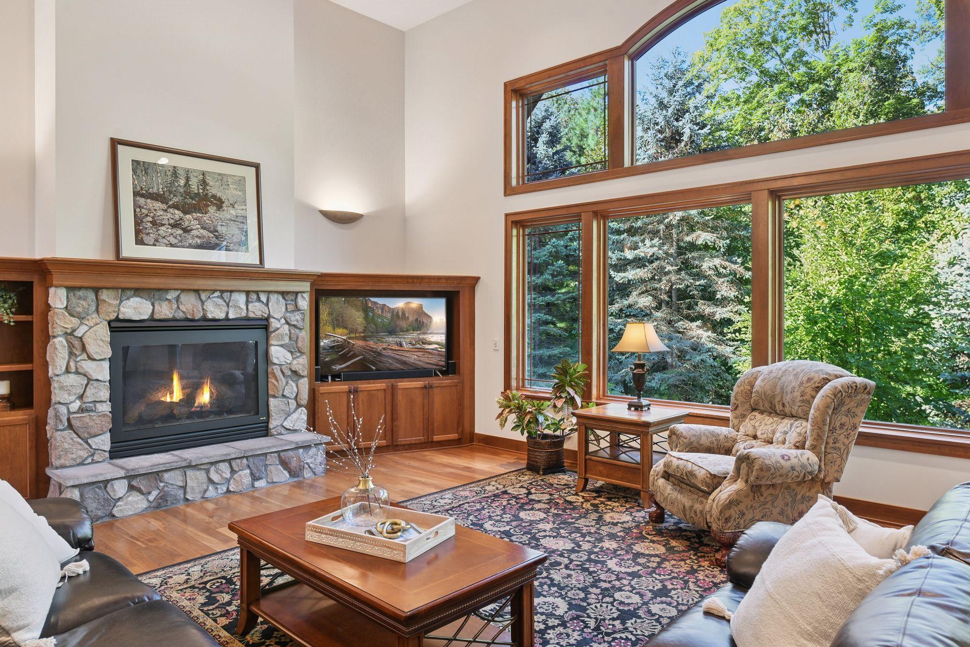 4694 Baycliffe Drive