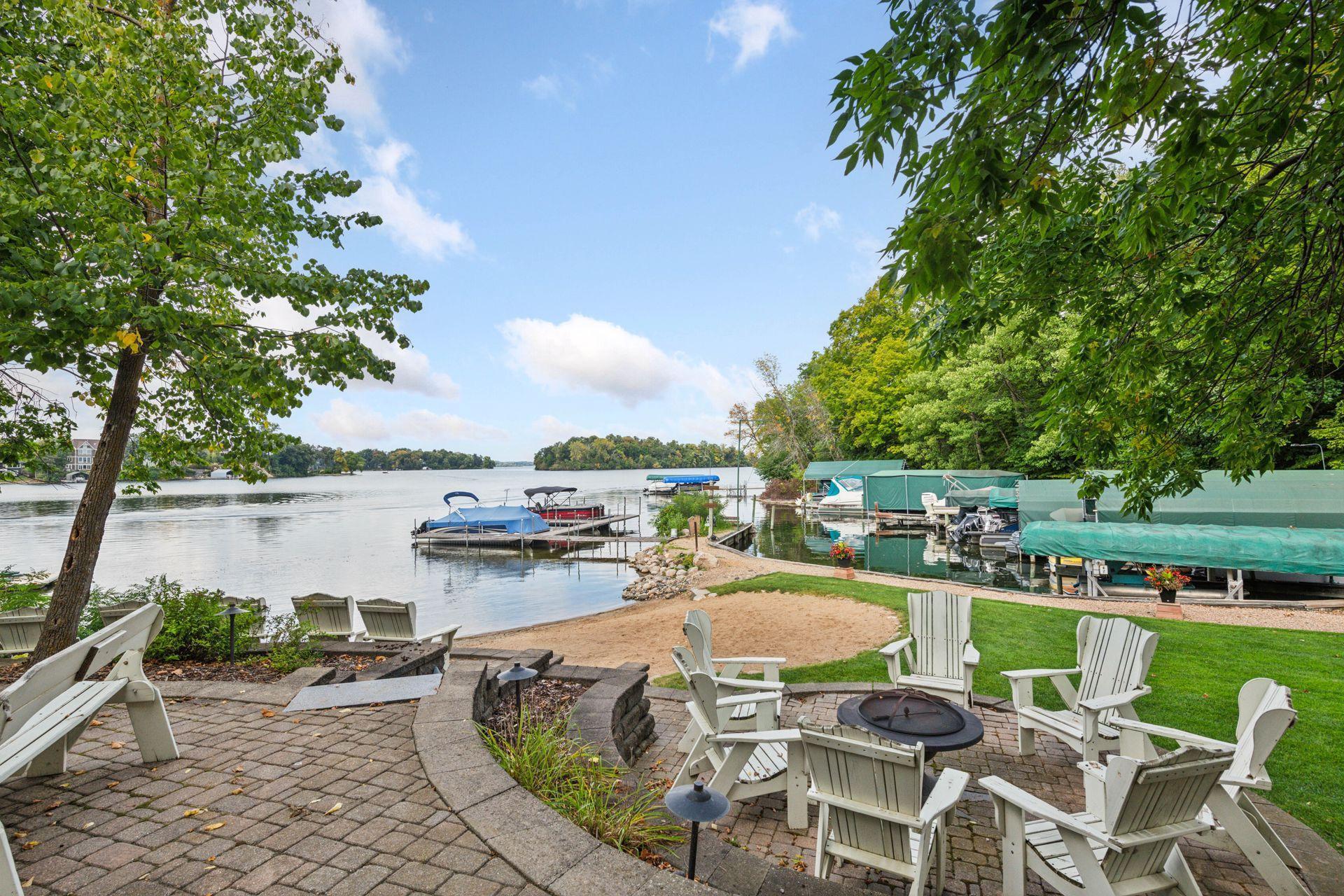 4694 Baycliffe Drive