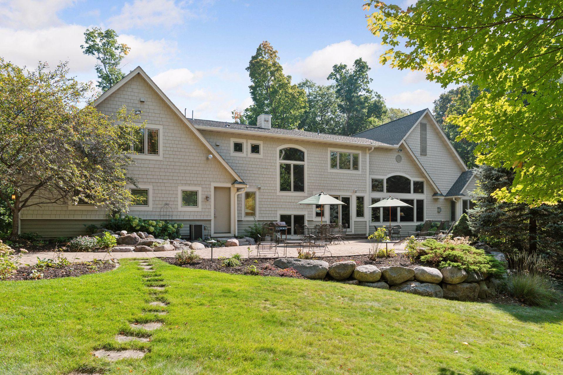 4694 Baycliffe Drive