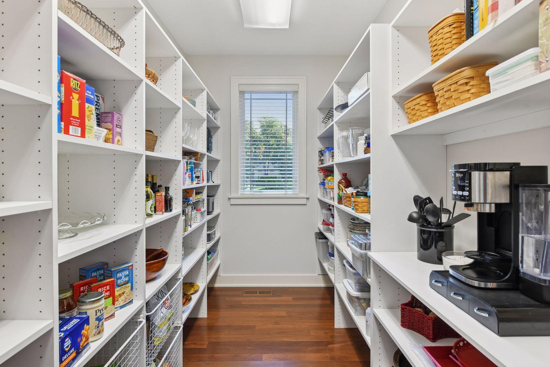 4694 Baycliffe Drive