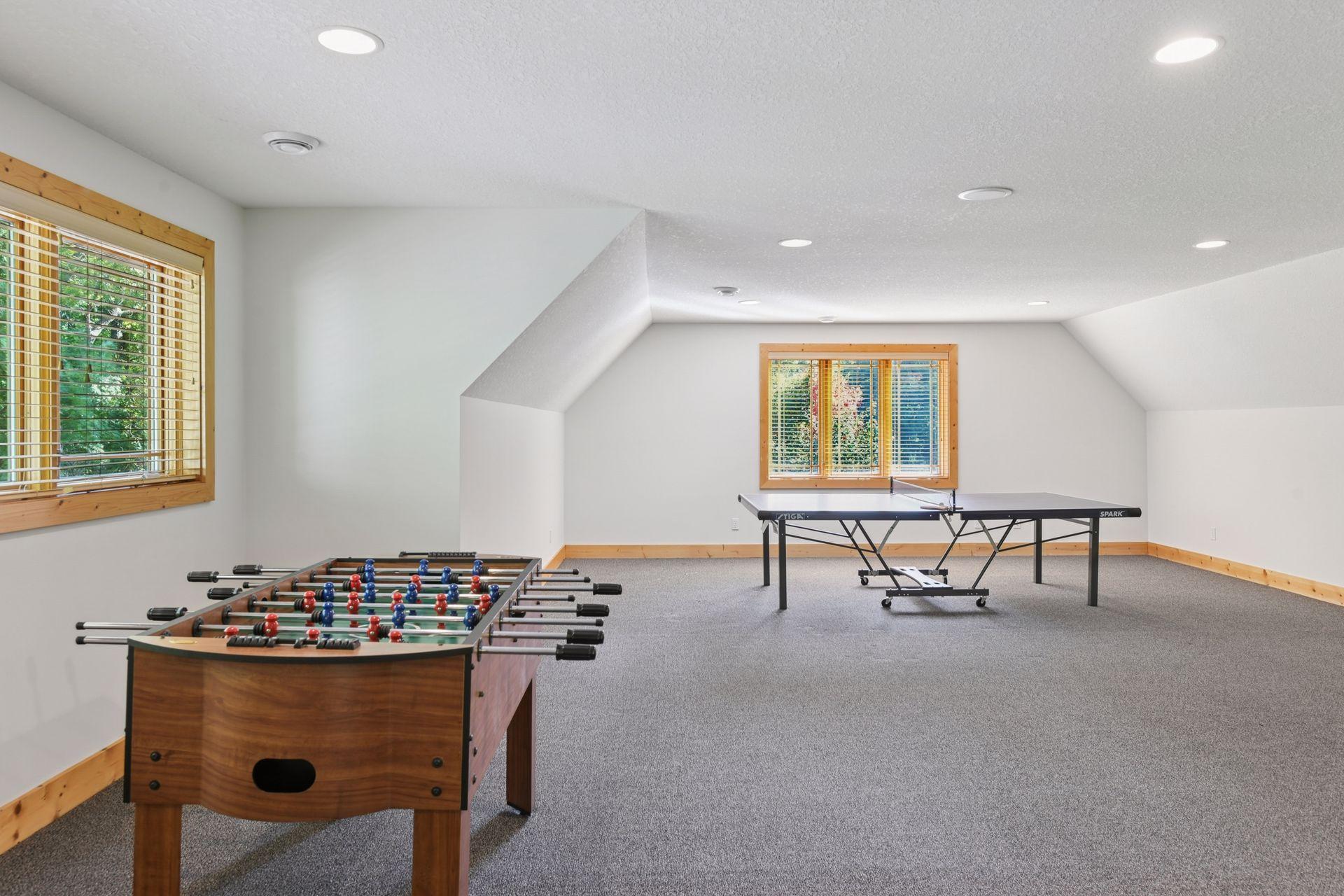 4694 Baycliffe Drive