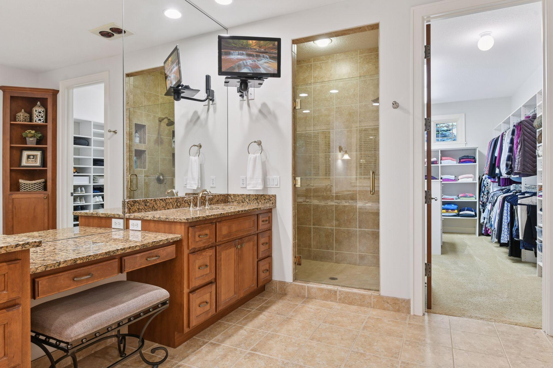 4694 Baycliffe Drive