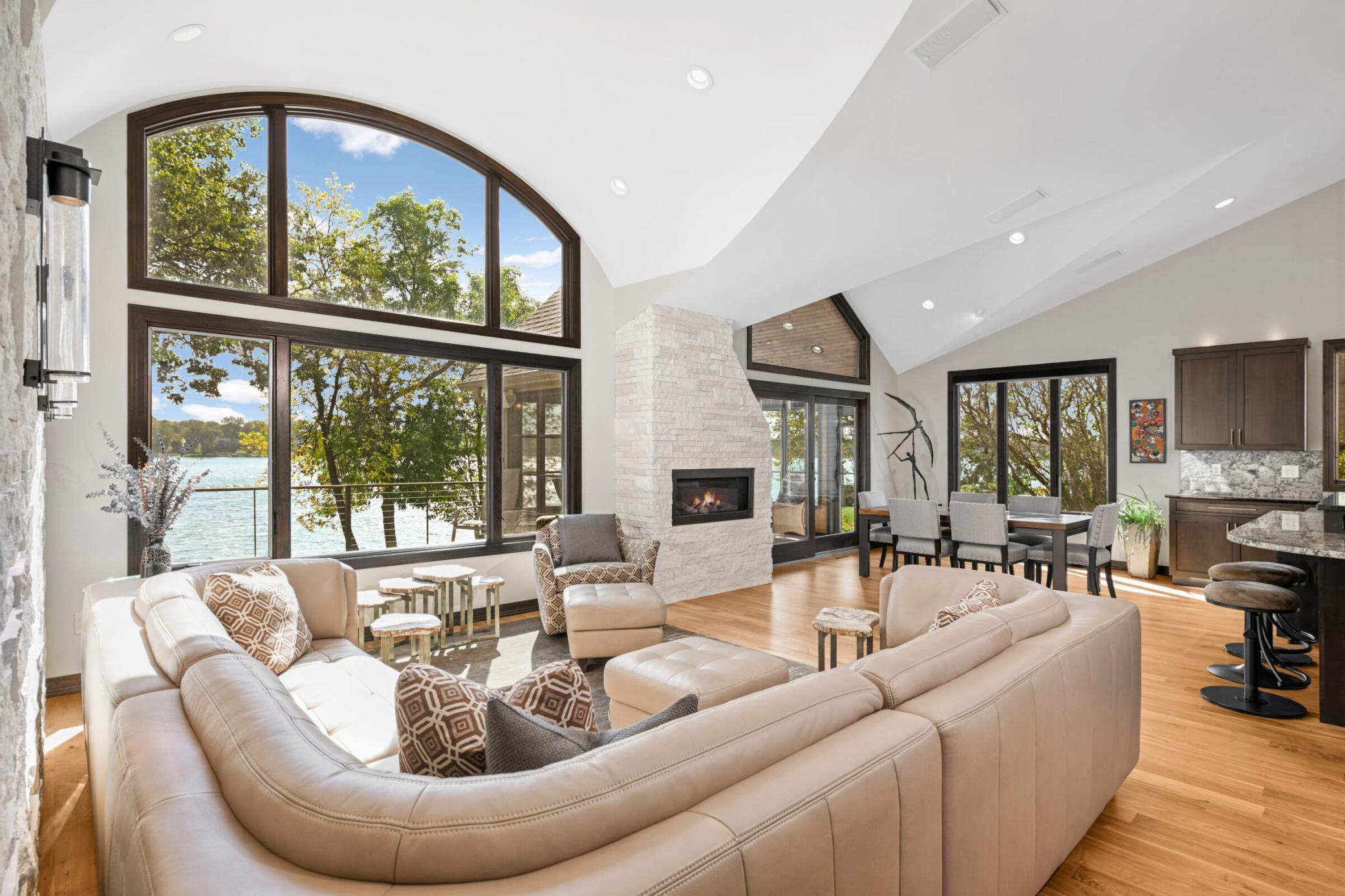 3857 Island View Circle NW