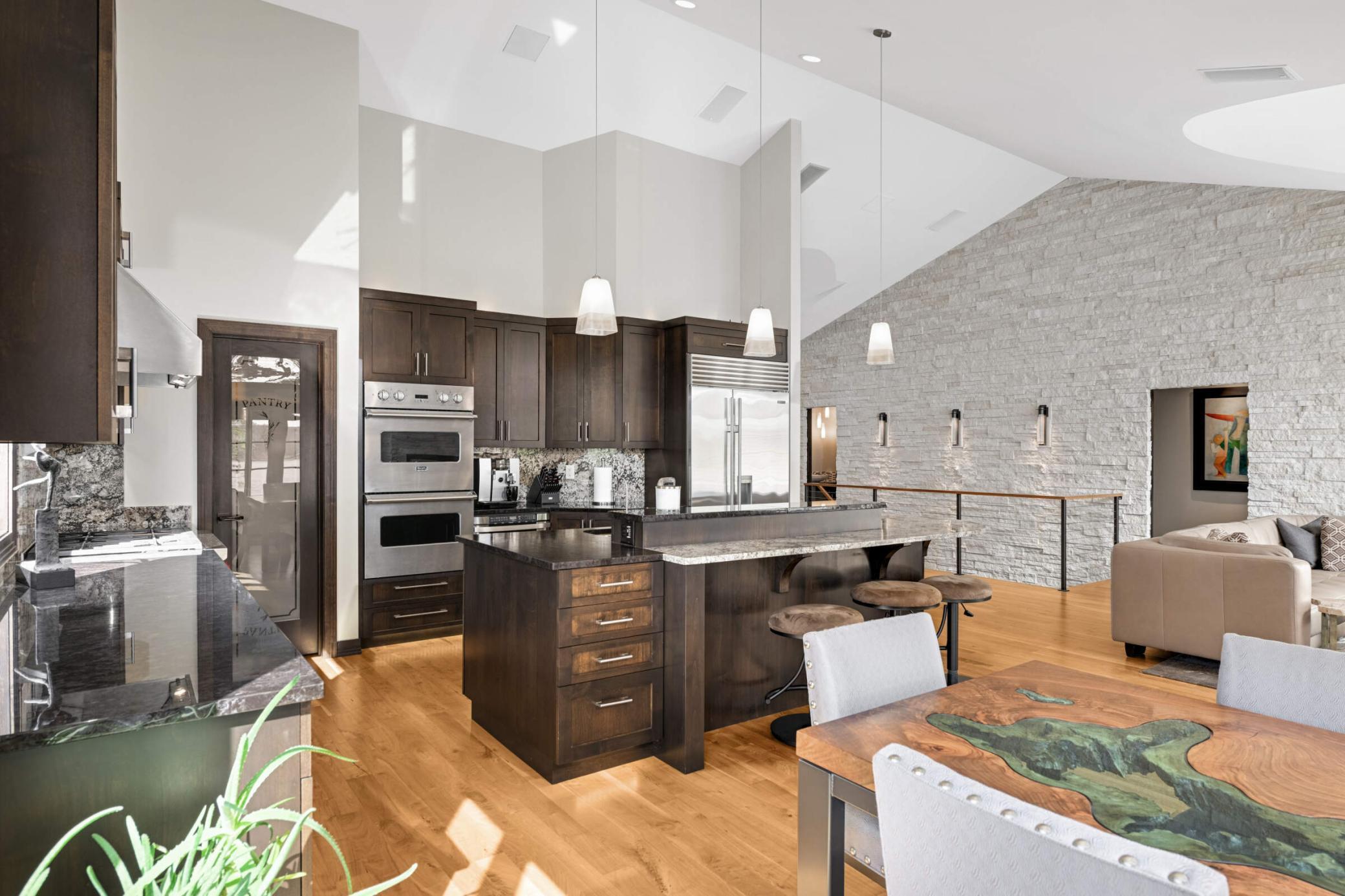 3857 Island View Circle NW