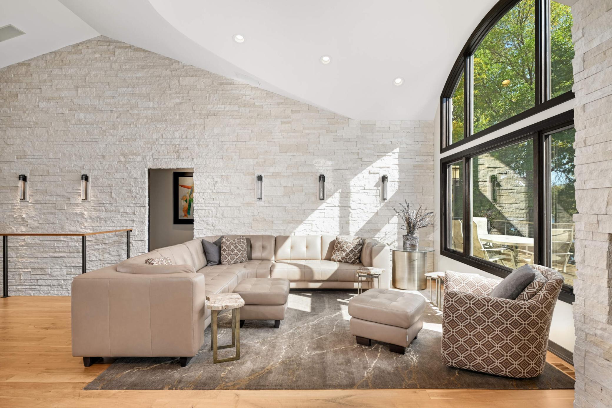 3857 Island View Circle NW