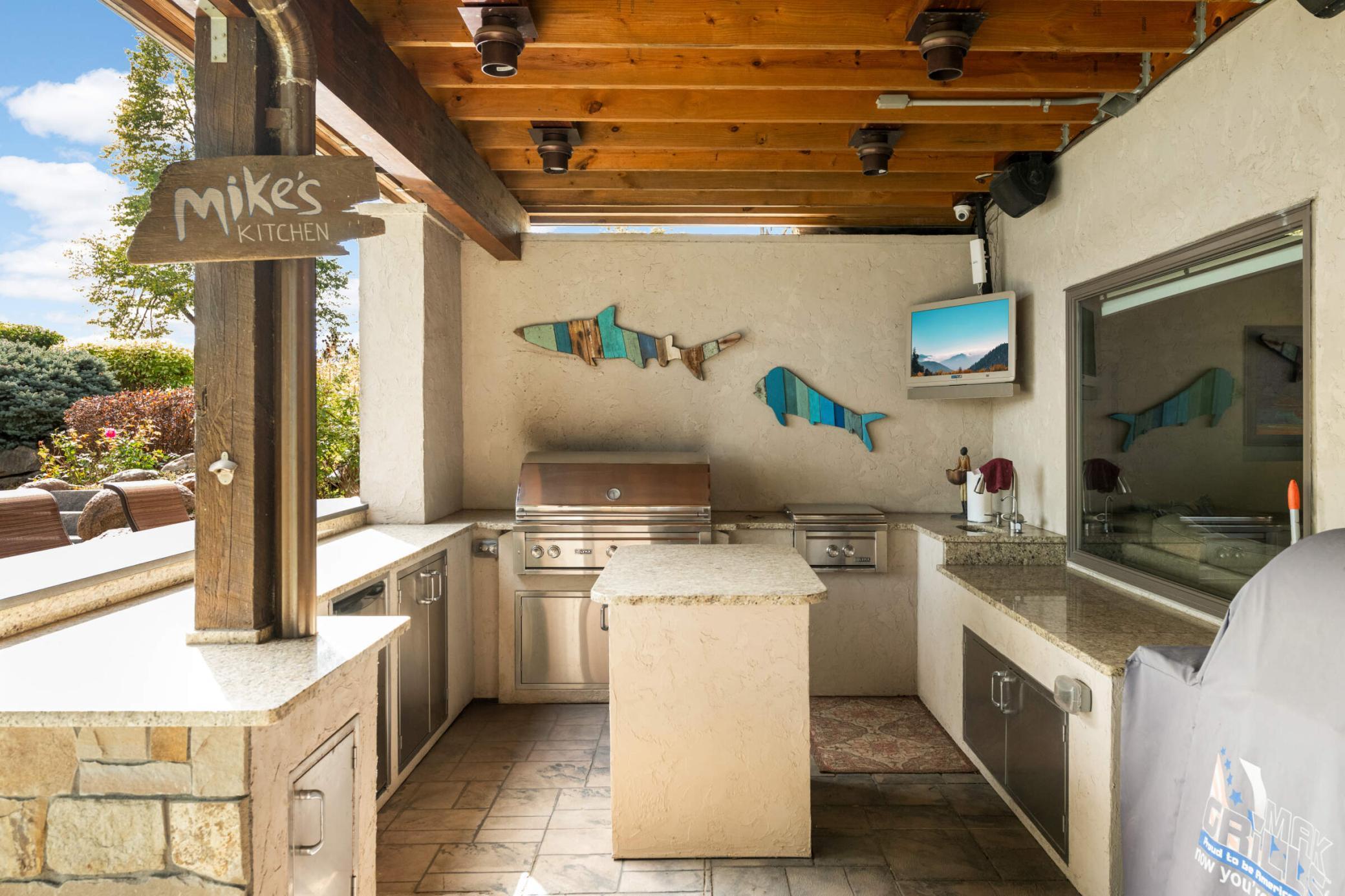 3857 Island View Circle NW