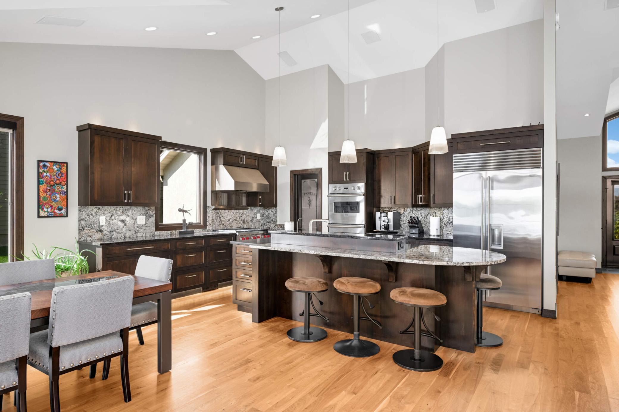 3857 Island View Circle NW